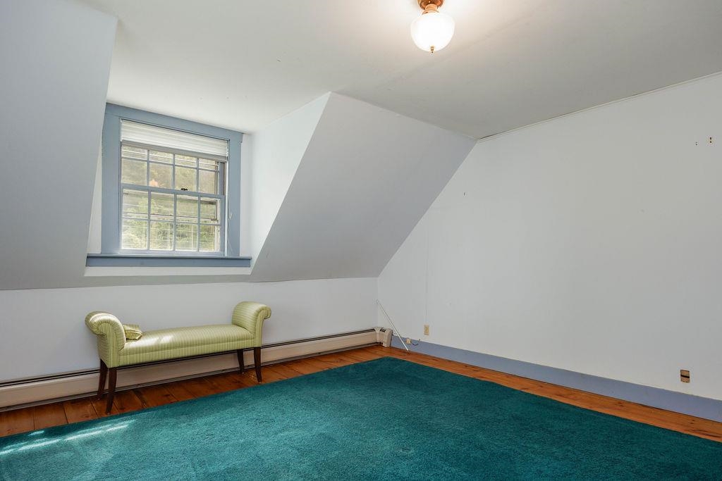 1051 Cross Road Property Photo 24