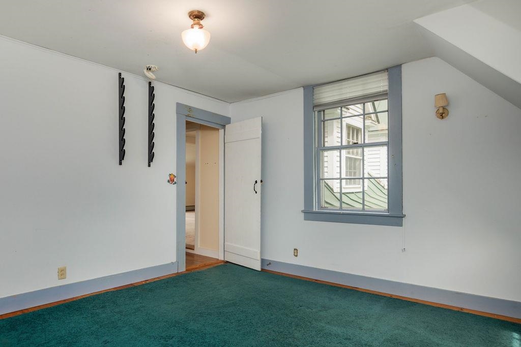 1051 Cross Road Property Photo 25