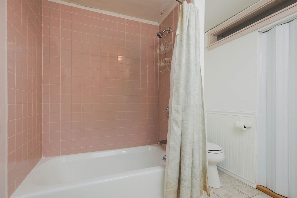 1051 Cross Road Property Photo 30