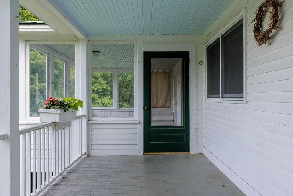 1051 Cross Road Property Photo 36