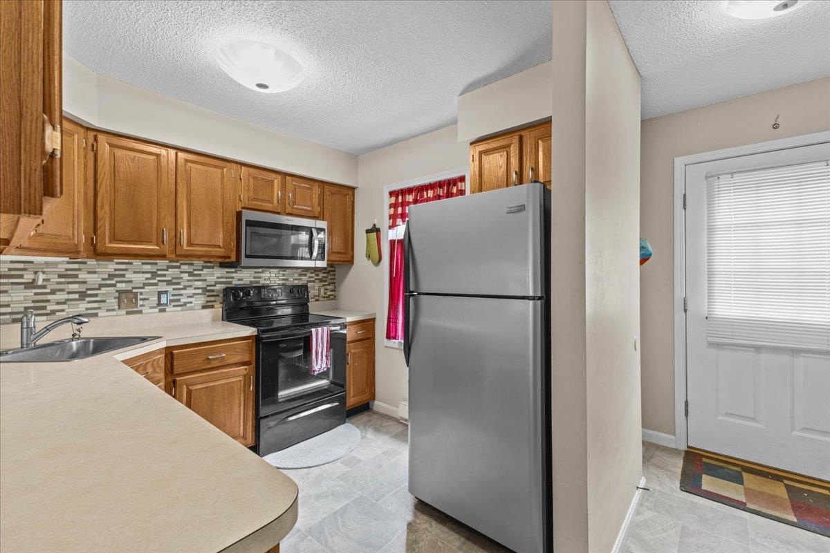 35 Brickyard Road Property Photo 8