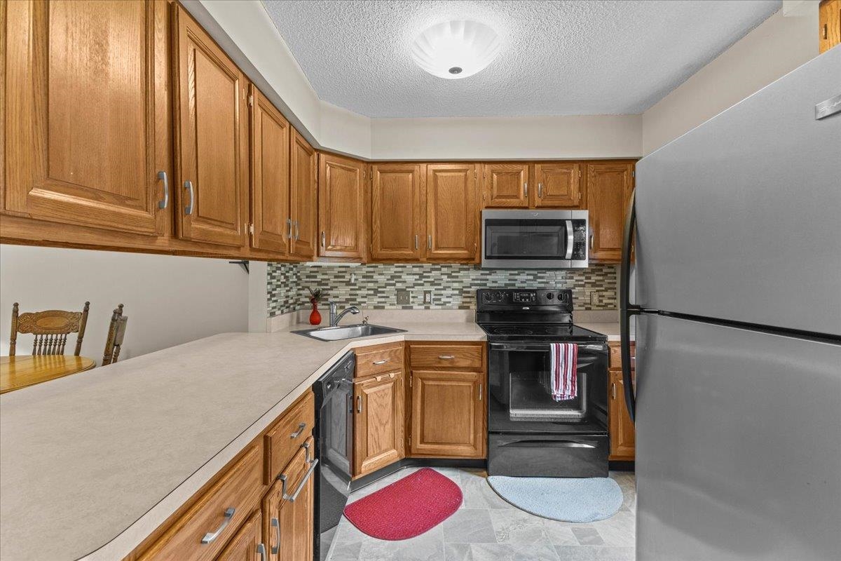 35 Brickyard Road Property Photo 9