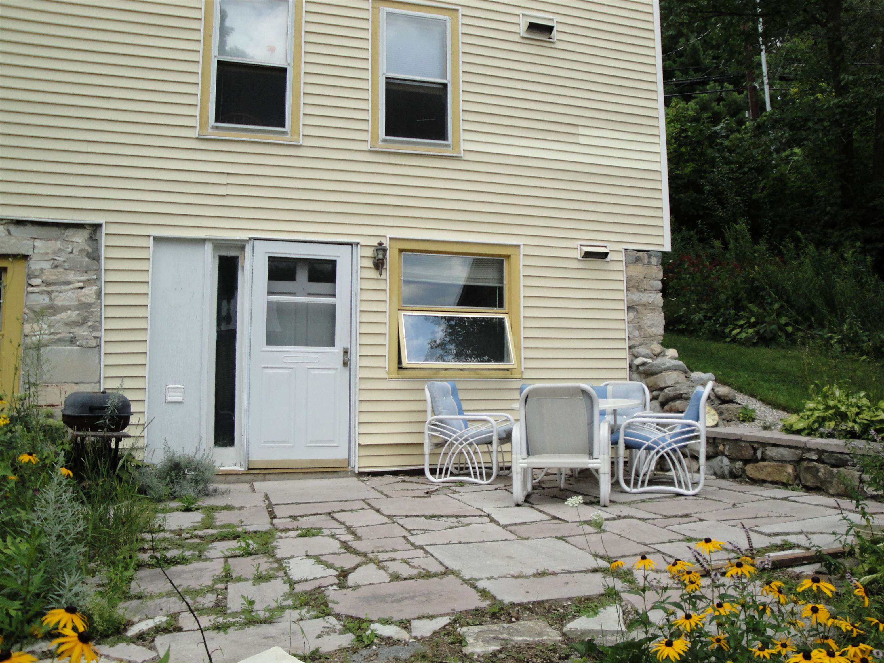 198 Elm Street Property Photo 17