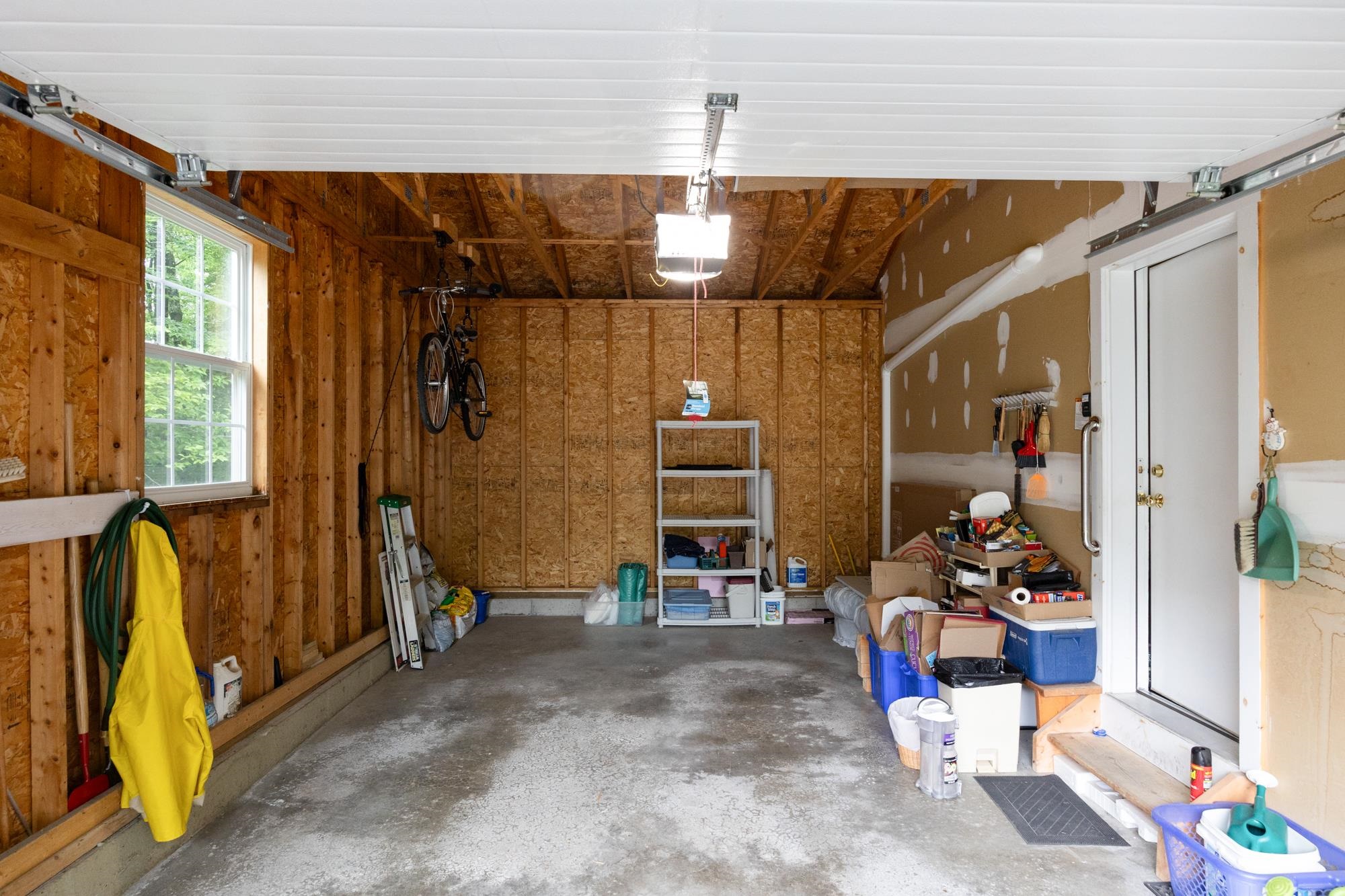 34 Pointe Drive Property Photo 41