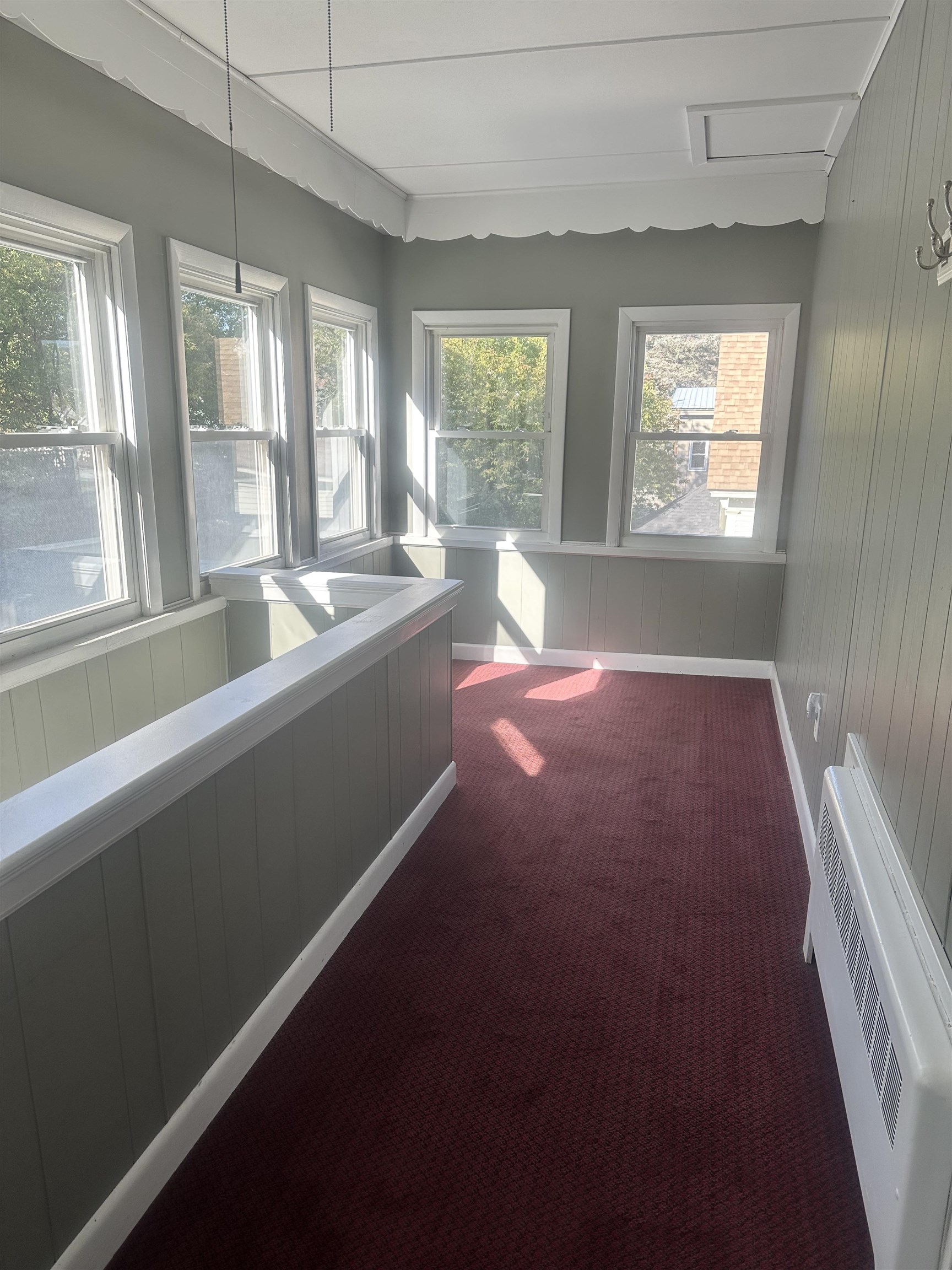250 E Mason Street Property Photo 8