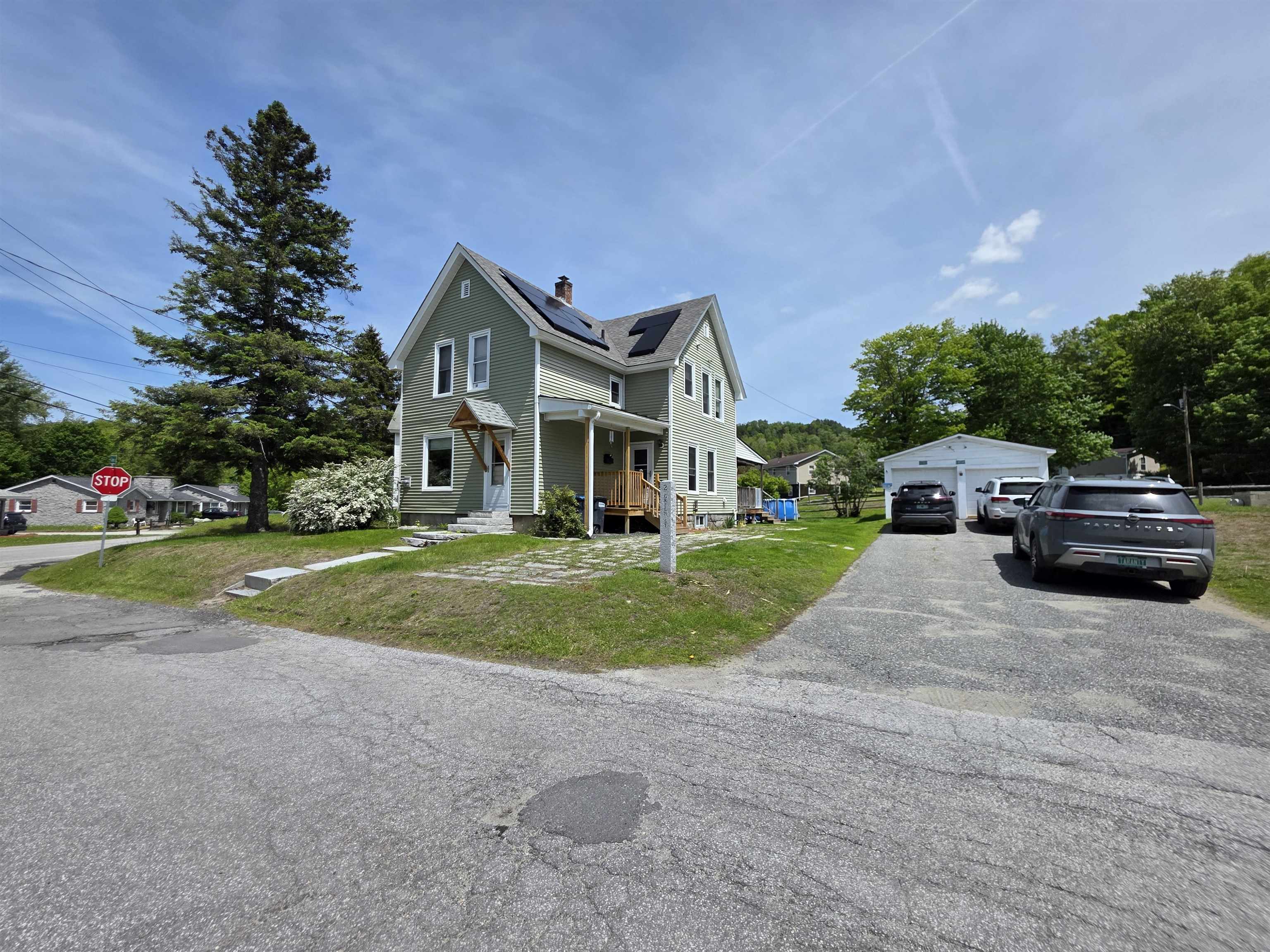 2 Green Street Property Photo 2