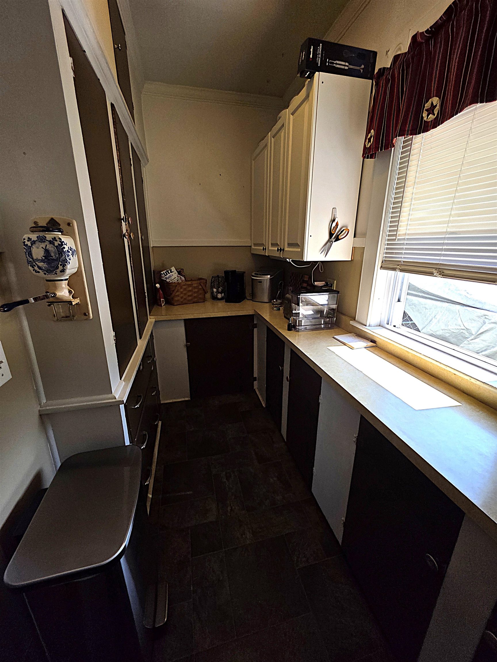 2 Green Street Property Photo 22