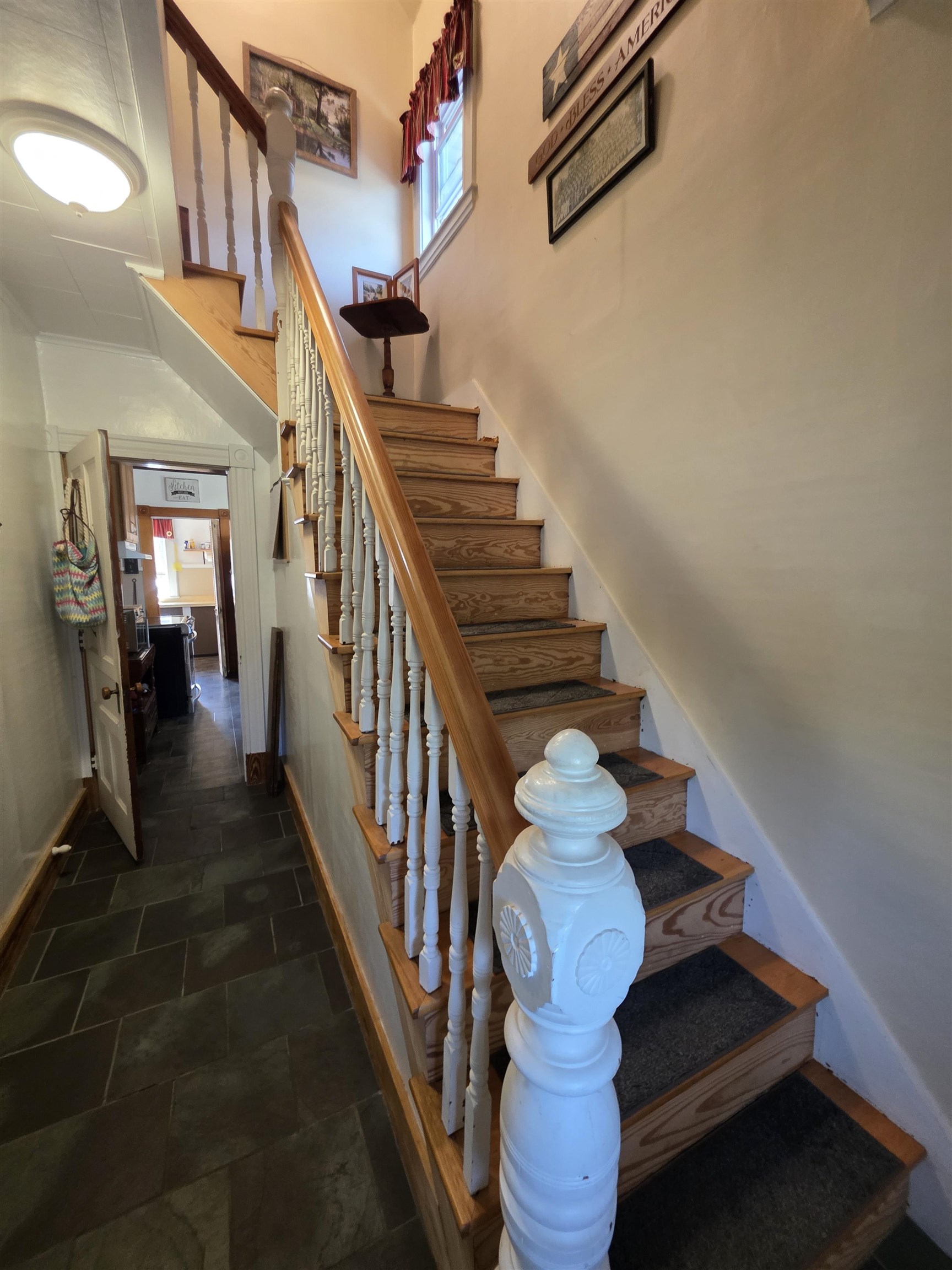 2 Green Street Property Photo 34