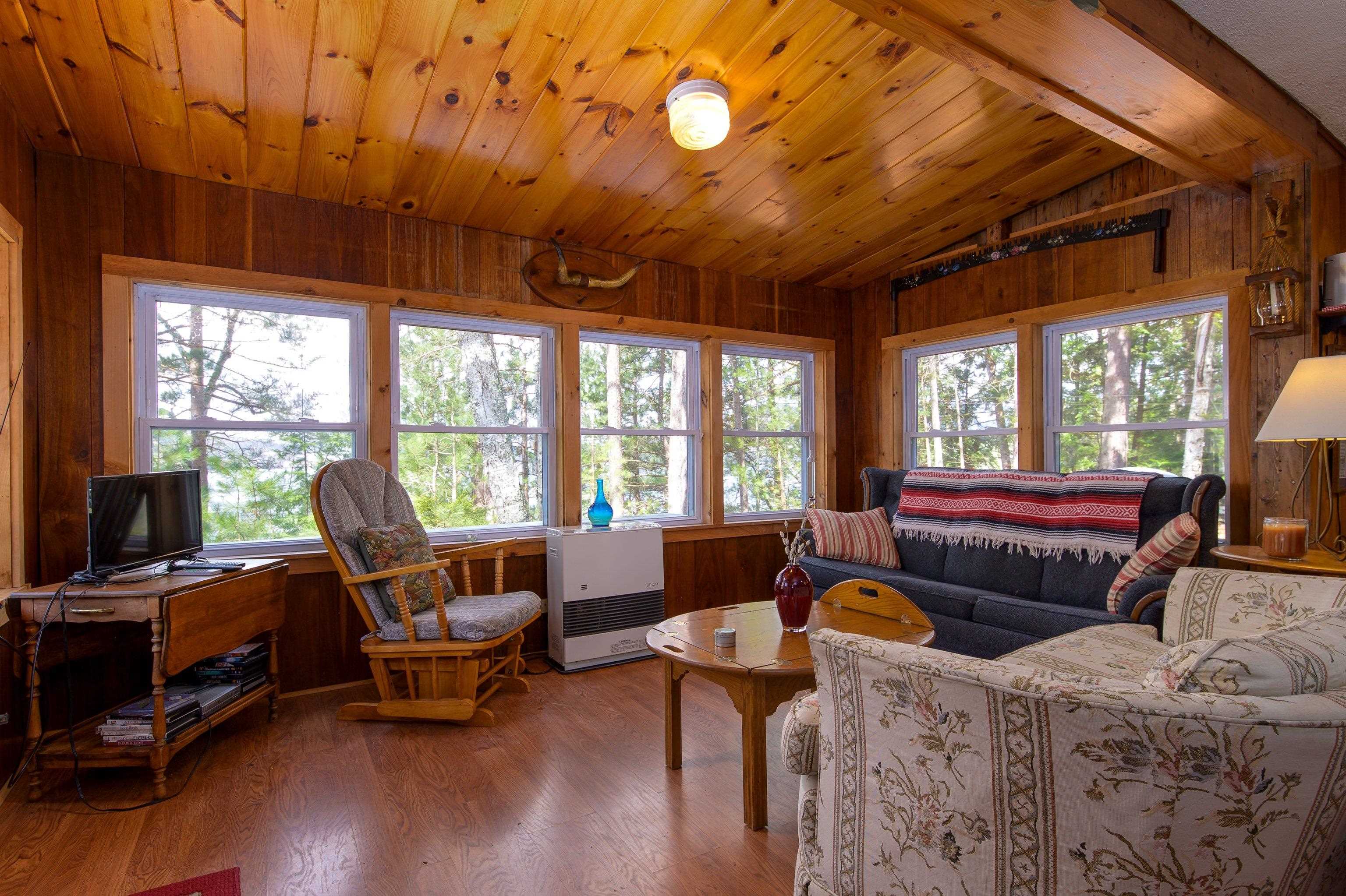 1143 Lakeshore Drive Property Photo 7
