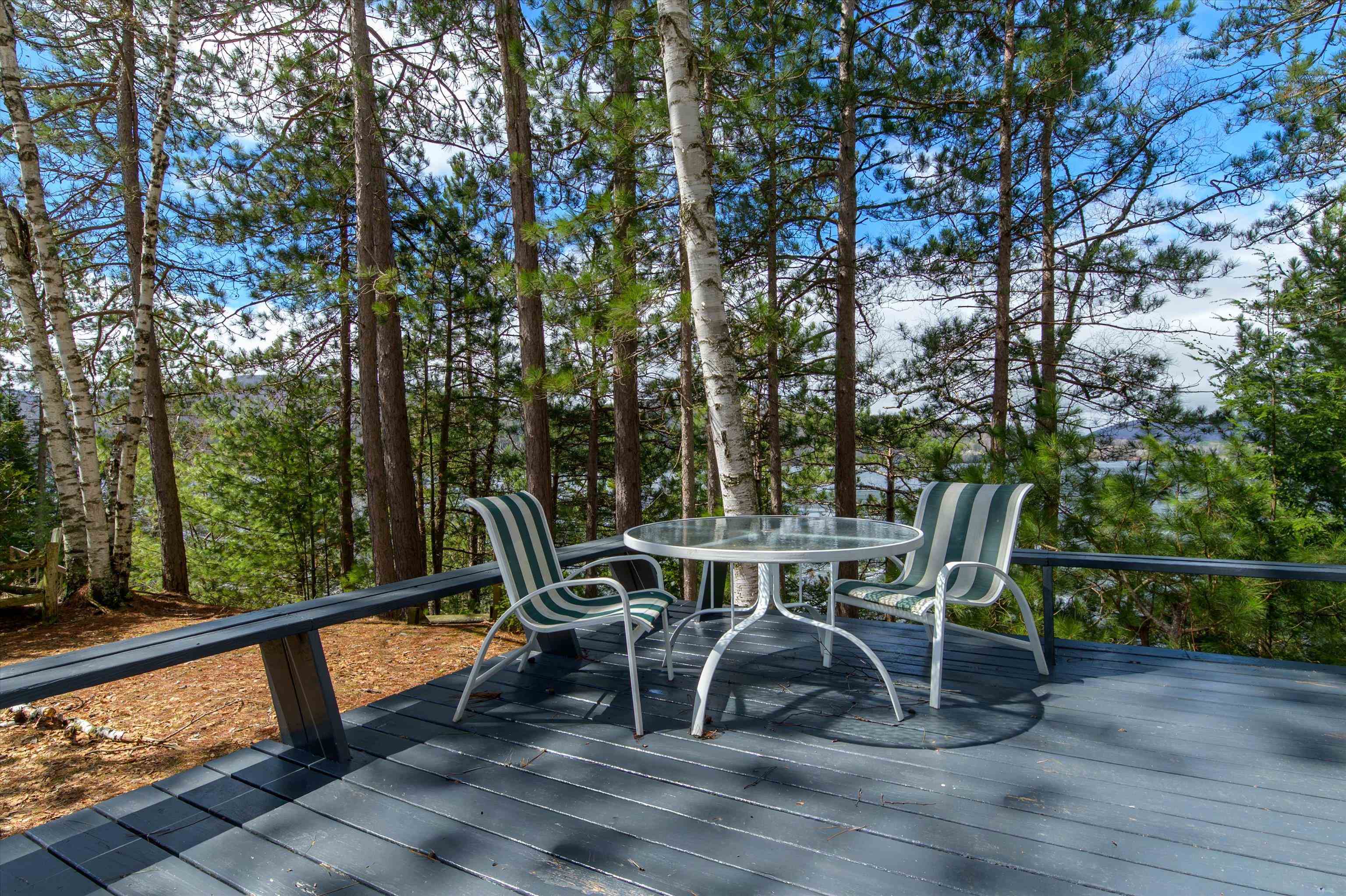 1143 Lakeshore Drive Property Photo 12