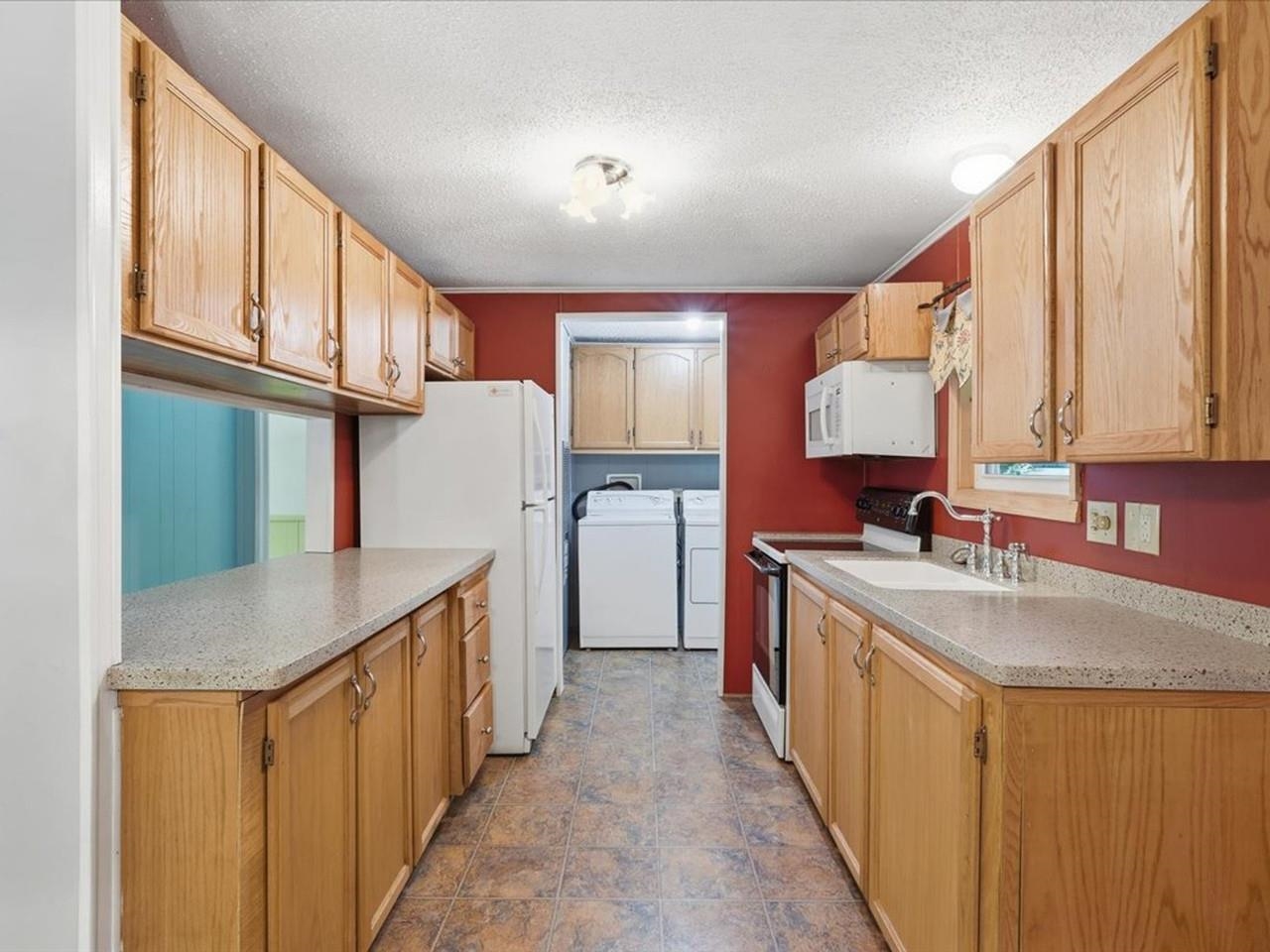 135 Williston Woods Road Property Photo 10