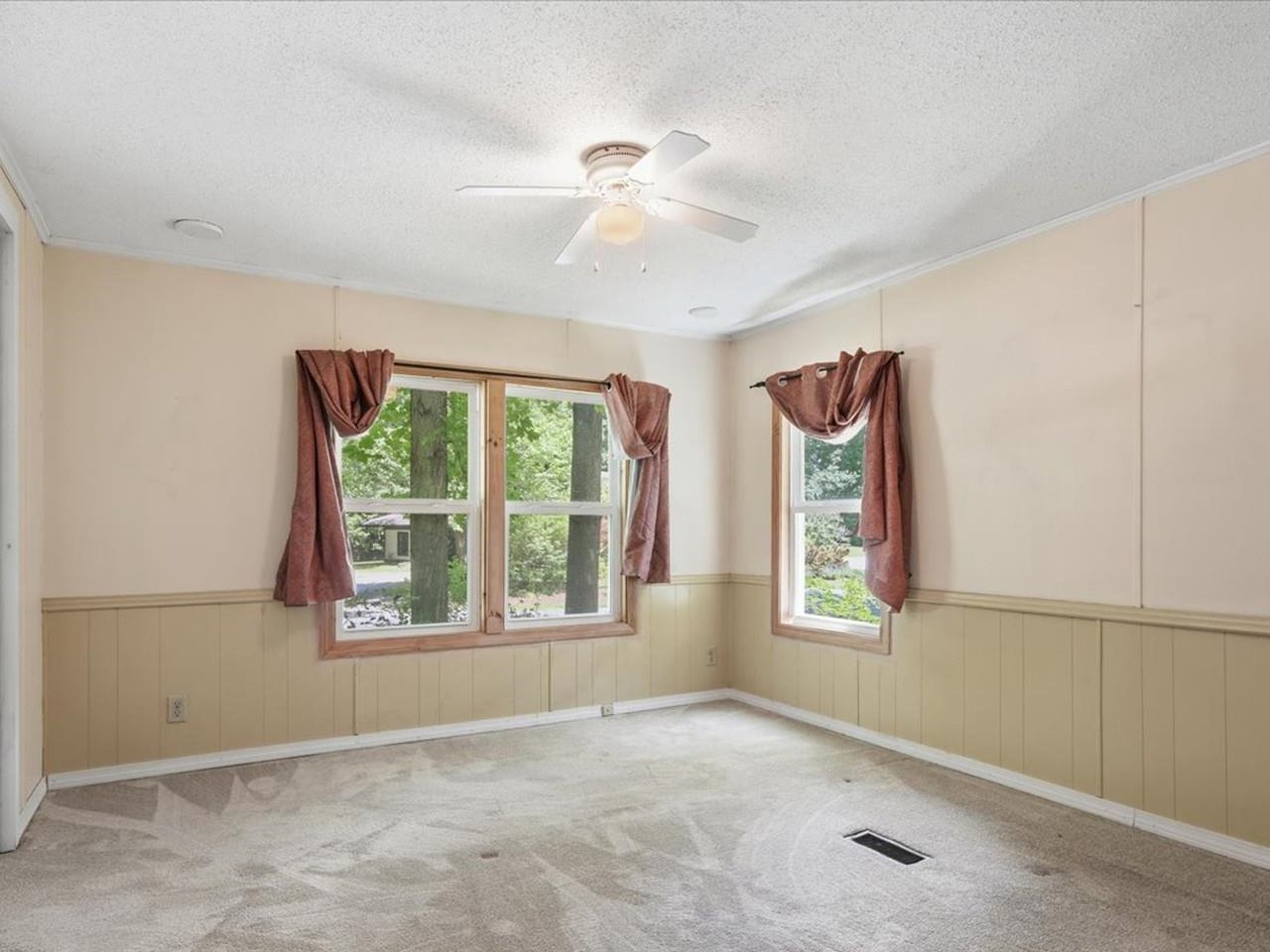 135 Williston Woods Road Property Photo 14