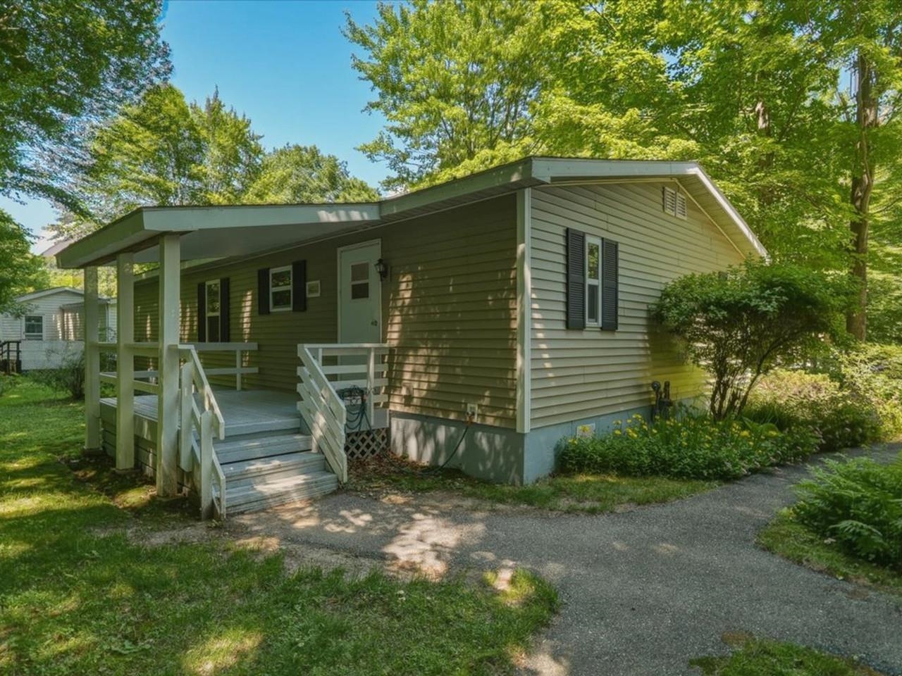 135 Williston Woods Road Property Photo 25