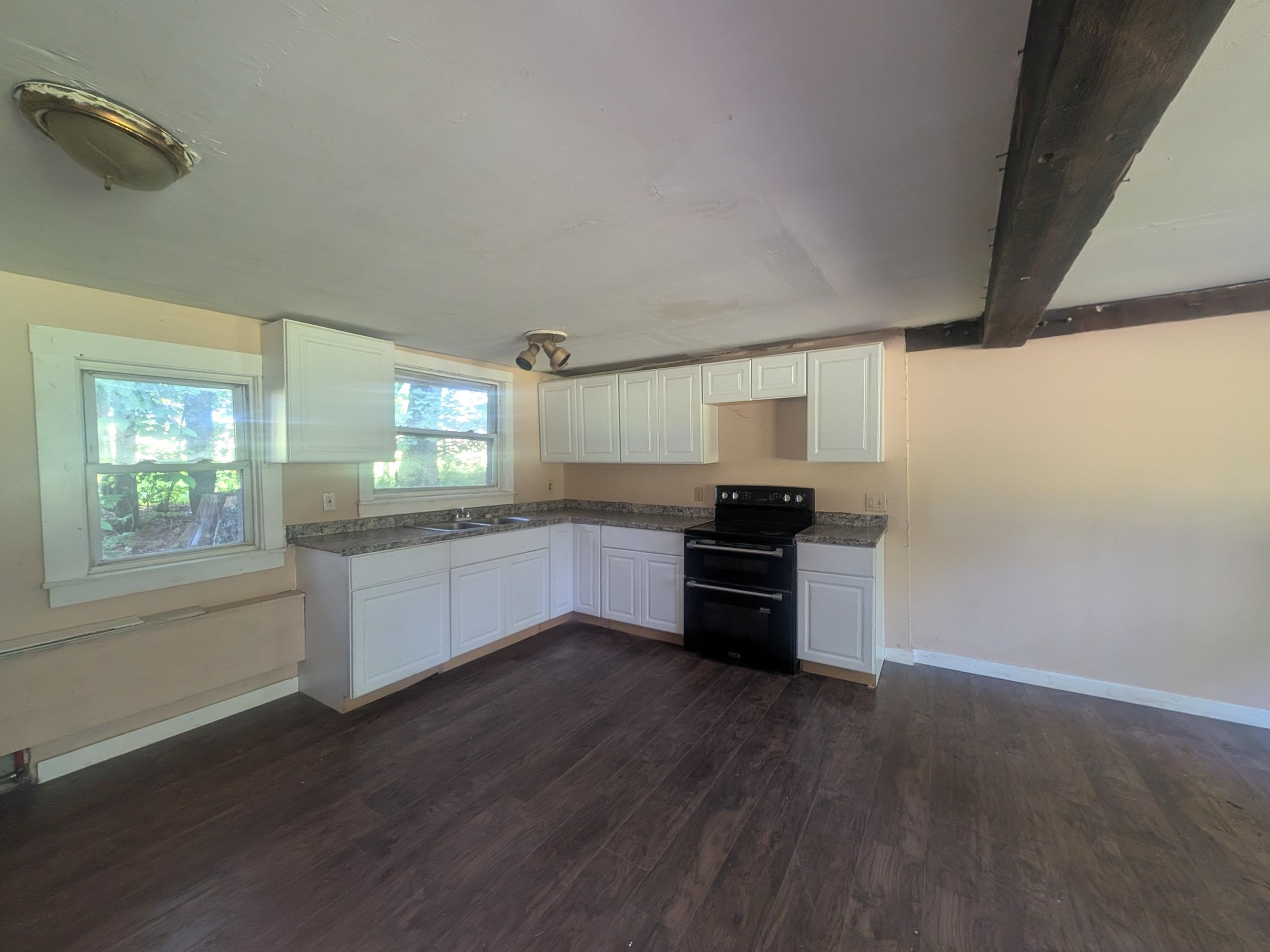 318 Britton Road Property Photo 3