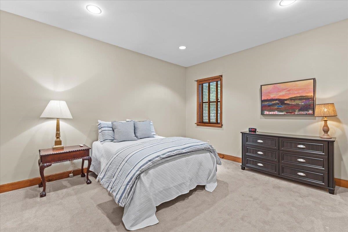 62 Winterbird Road Property Photo 32