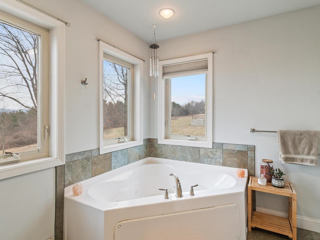 379 Breezy Hill Acres Property Photo 38