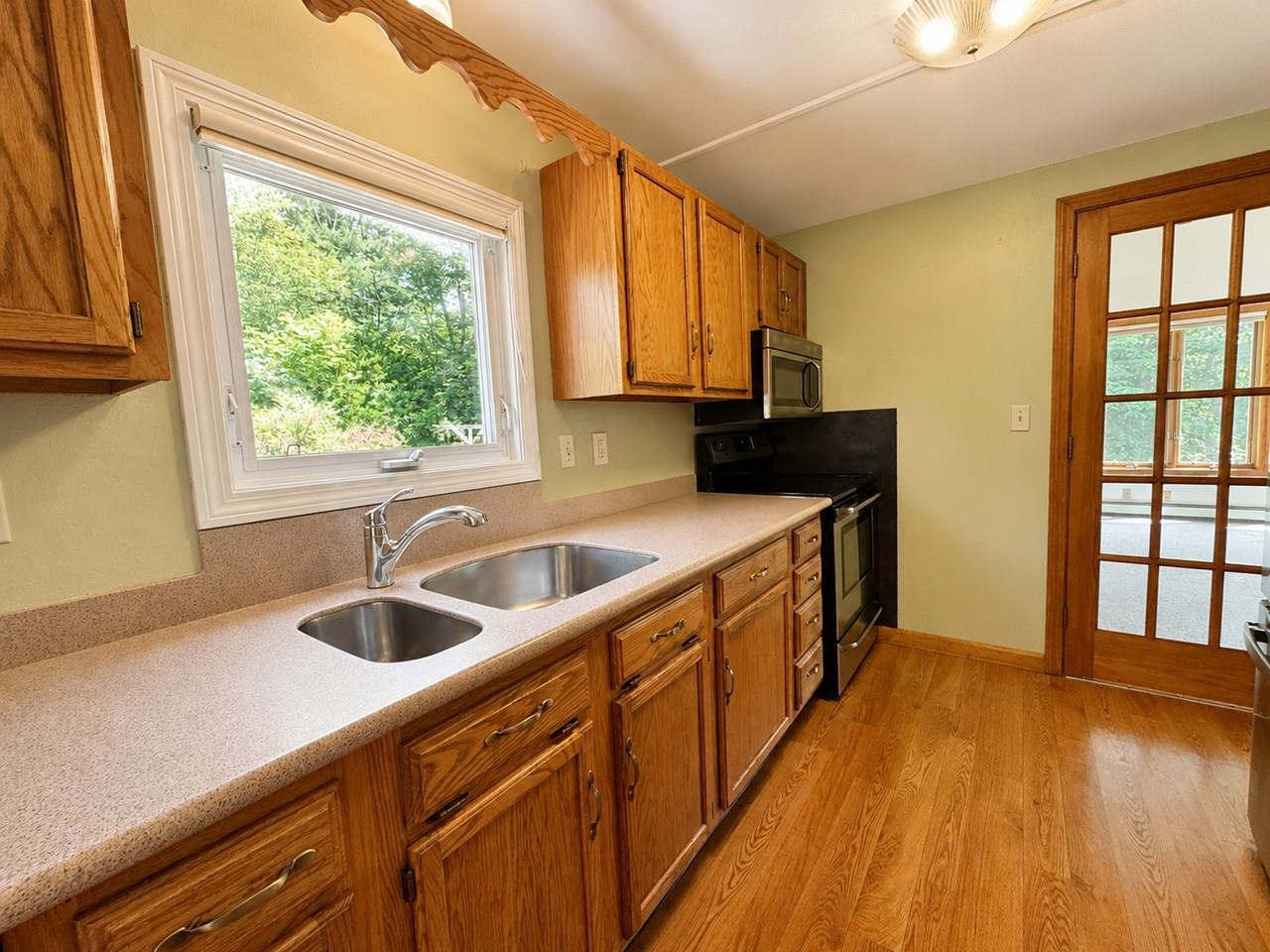 240 Jericho Road Property Photo 10