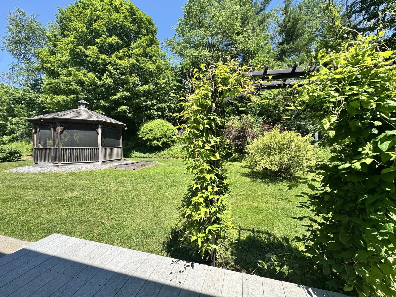 240 Jericho Road Property Photo 38