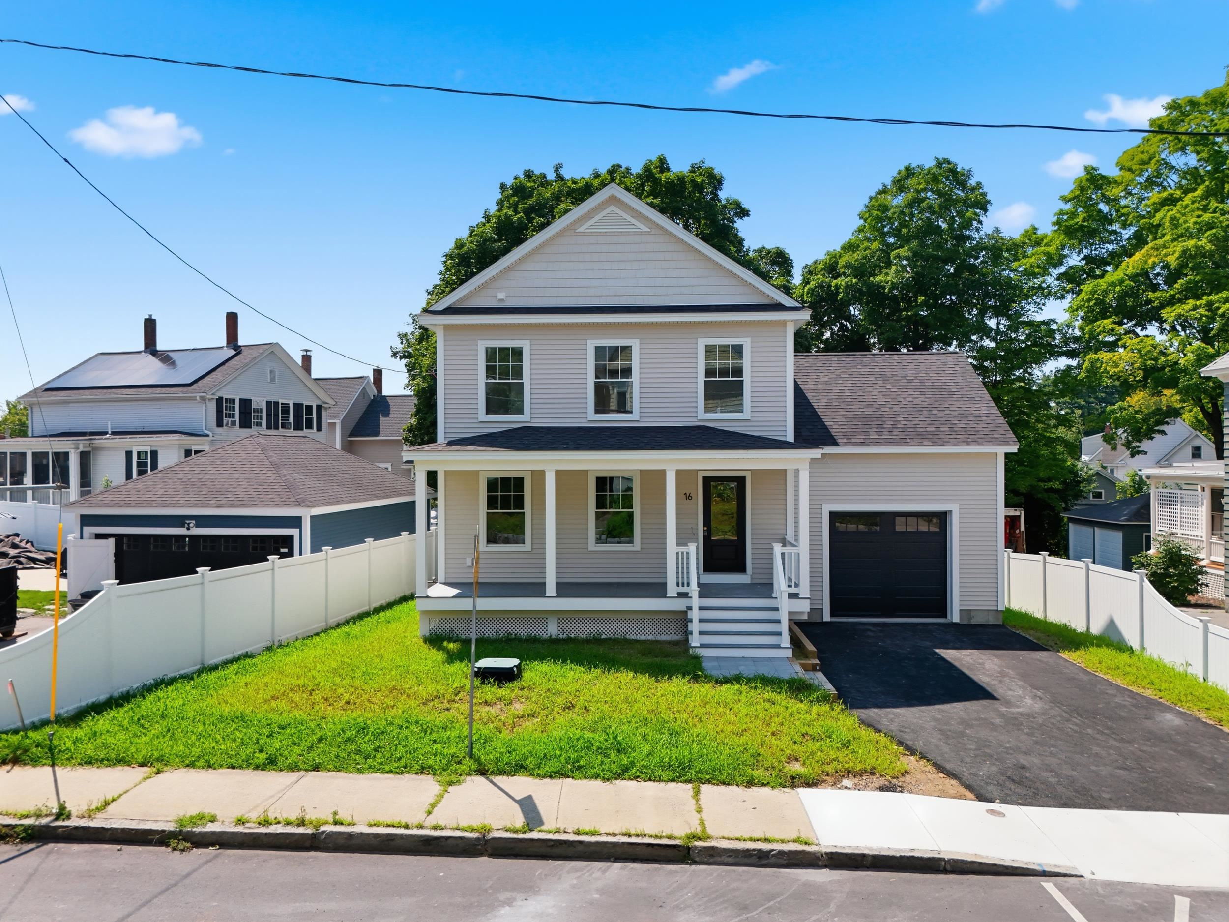 16 Manchester Street Property Photo 2