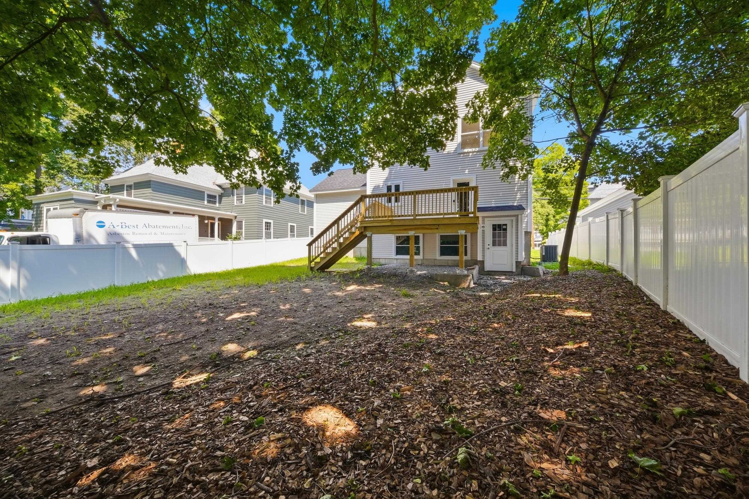 16 Manchester Street Property Photo 9