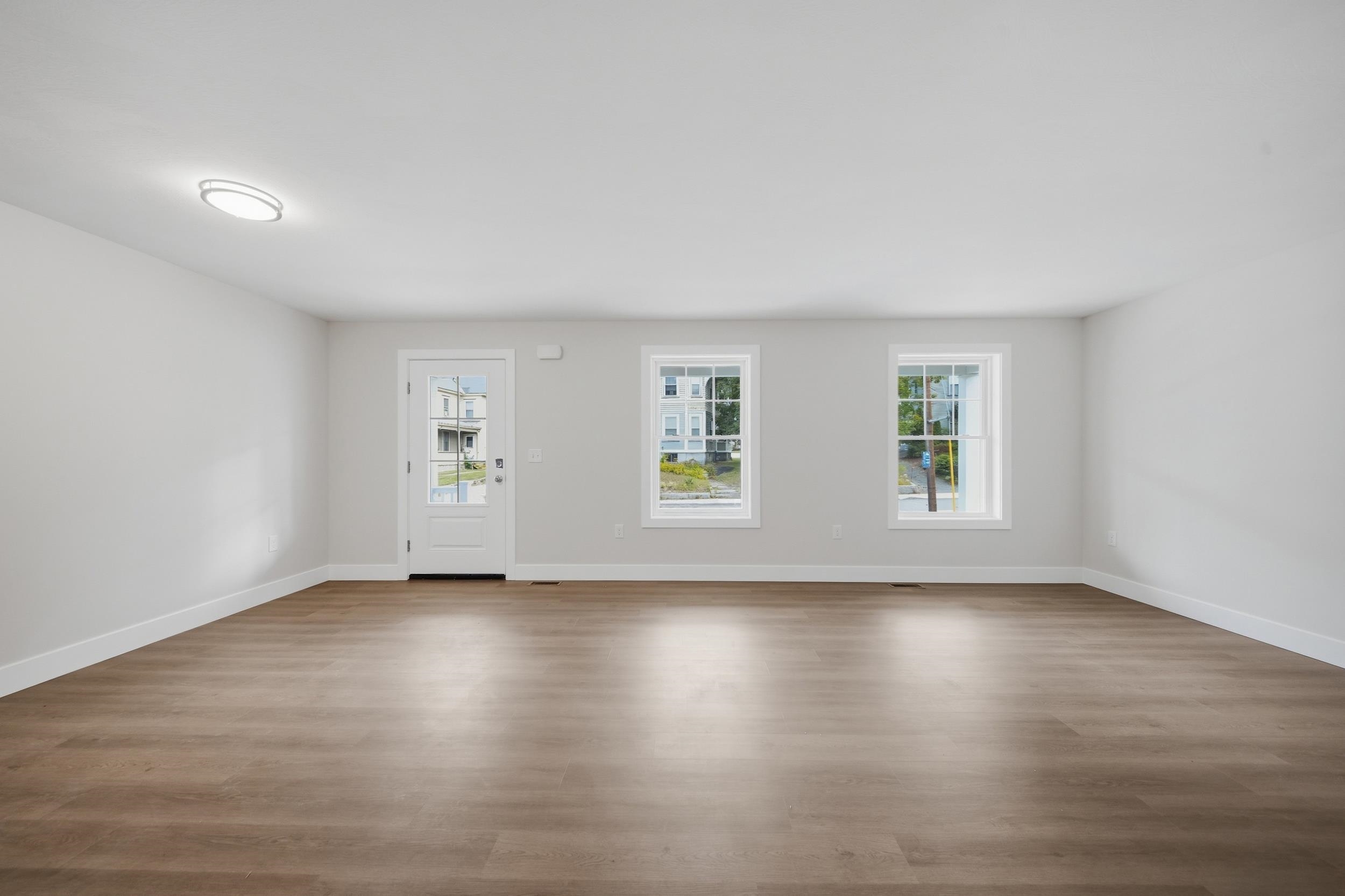 16 Manchester Street Property Photo 17