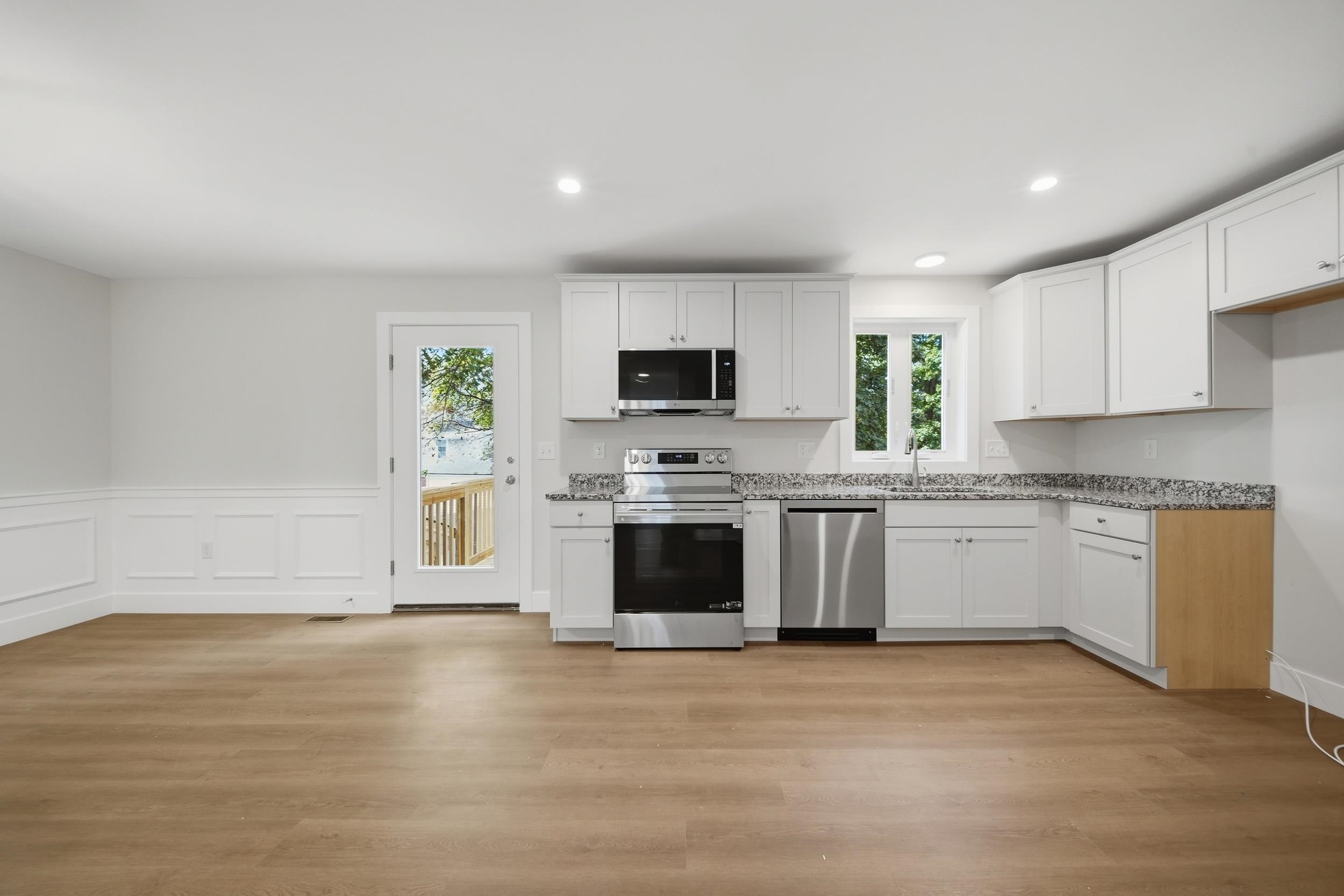 16 Manchester Street Property Photo 22