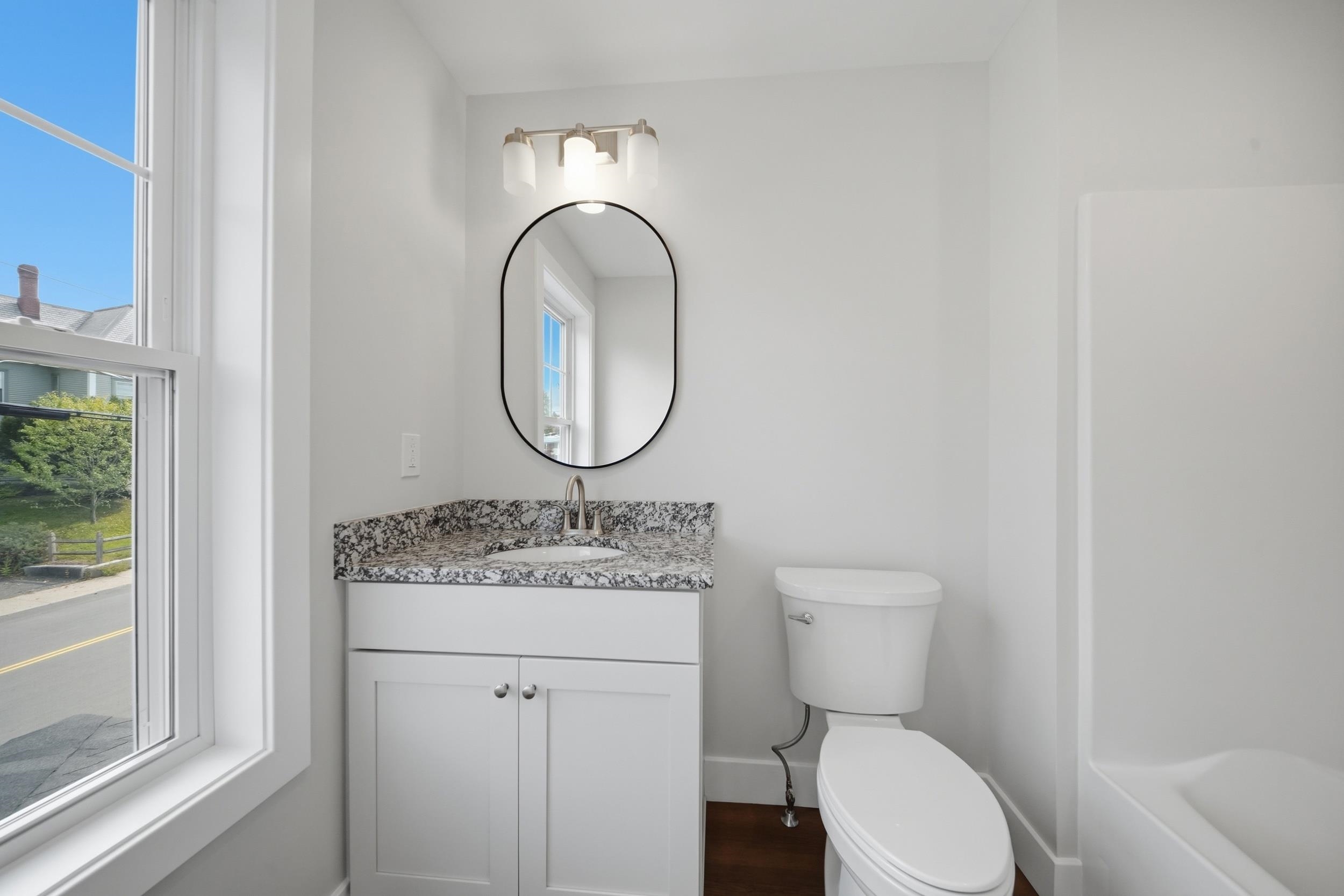 16 Manchester Street Property Photo 25