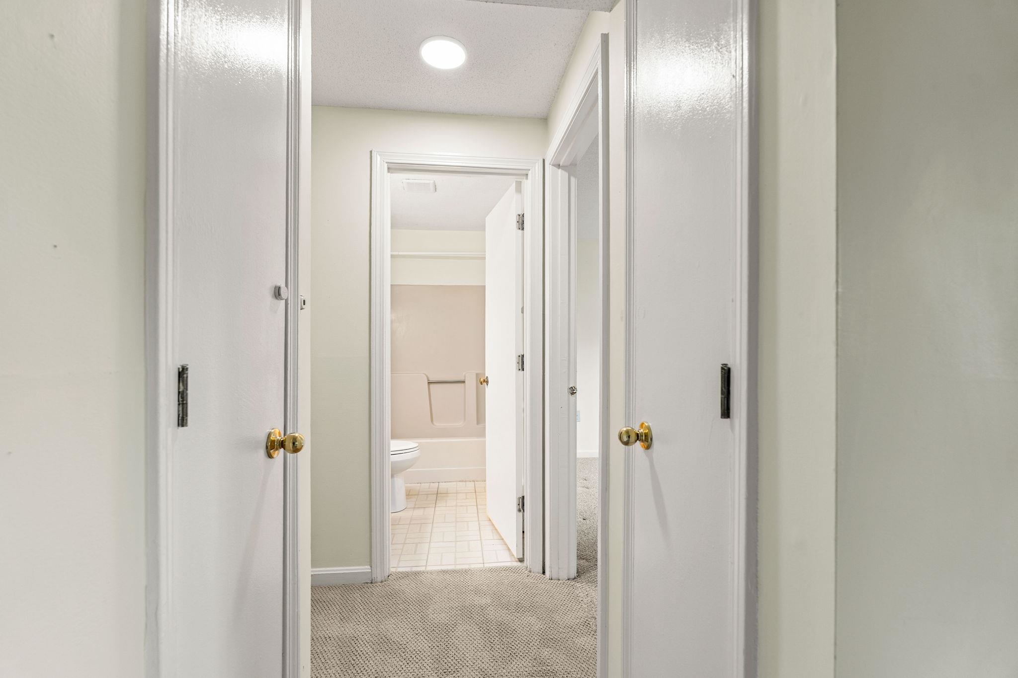 1202 White Cedar Boulevard Property Photo 12