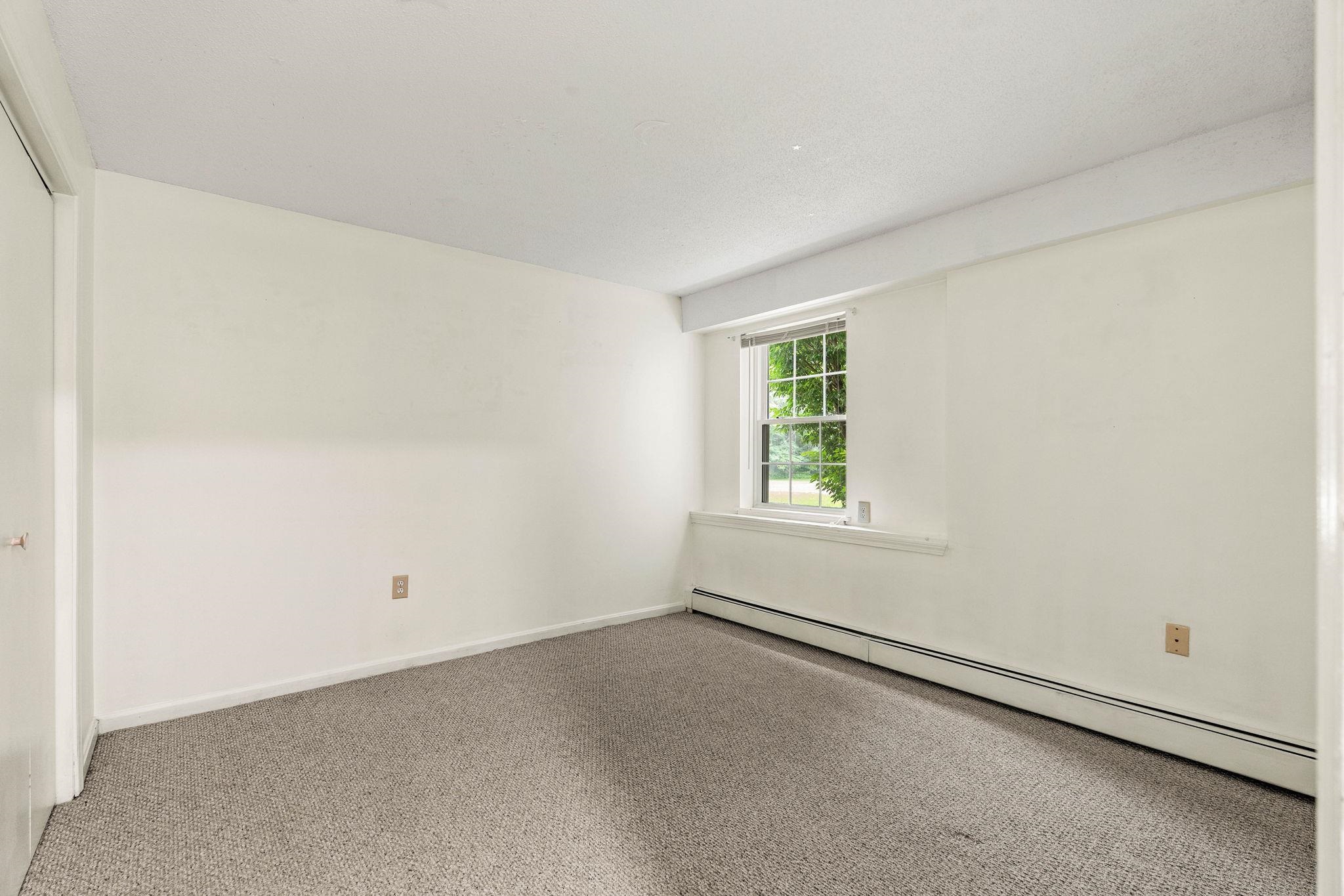 1202 White Cedar Boulevard Property Photo 16