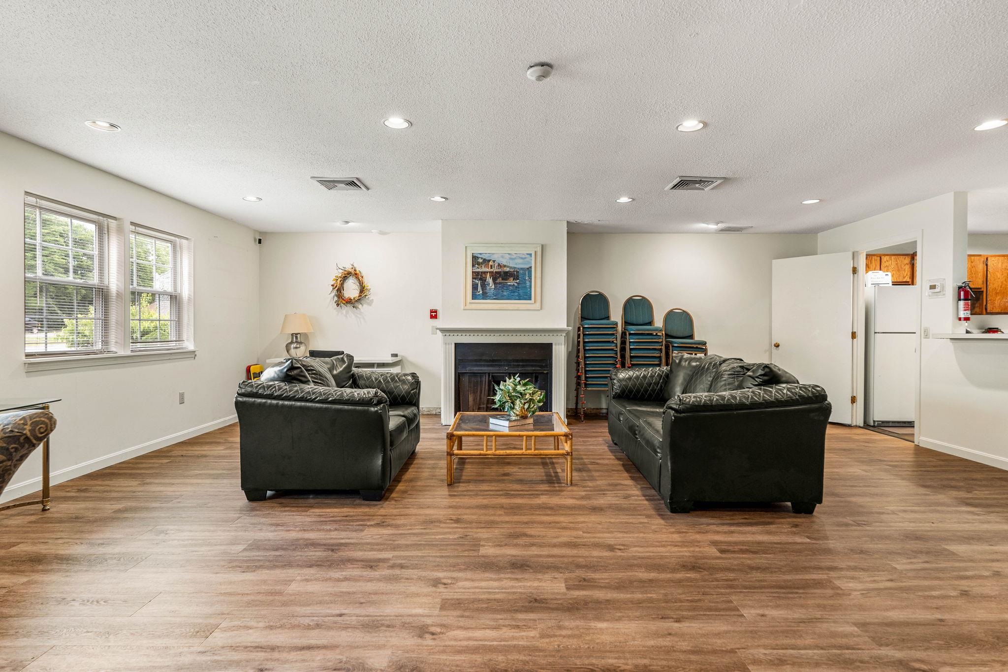 1202 White Cedar Boulevard Property Photo 23
