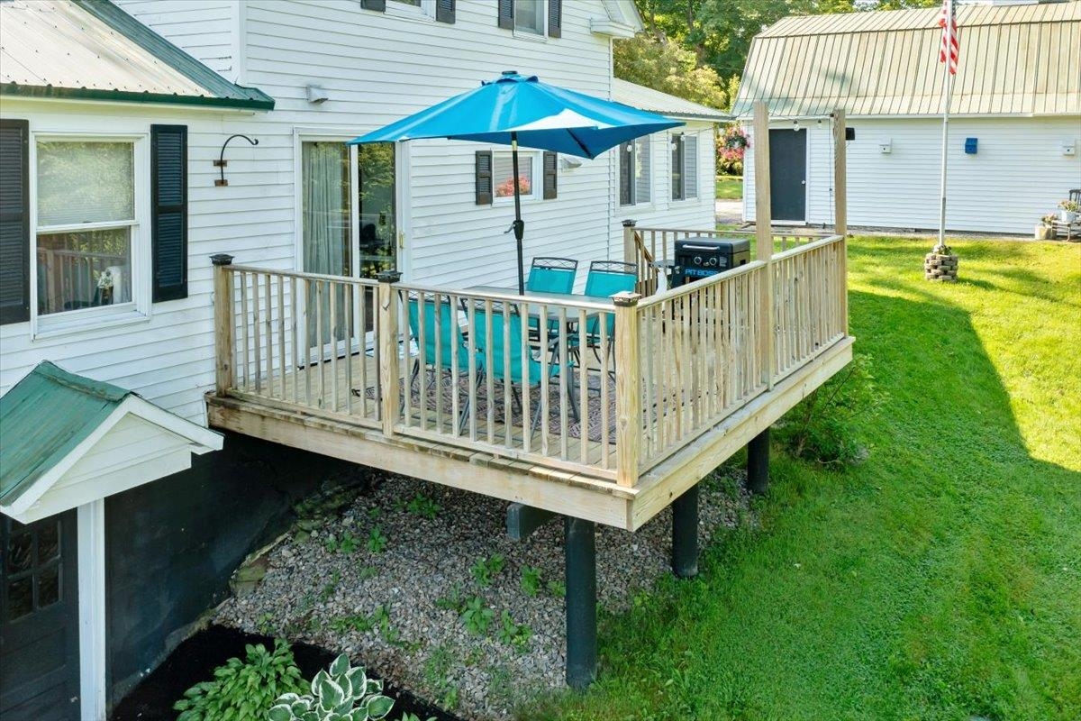 154 Bridge Street Property Photo 8