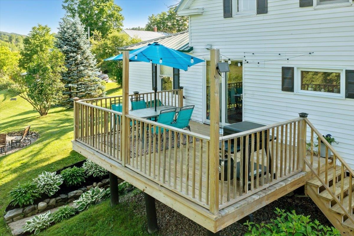 154 Bridge Street Property Photo 9