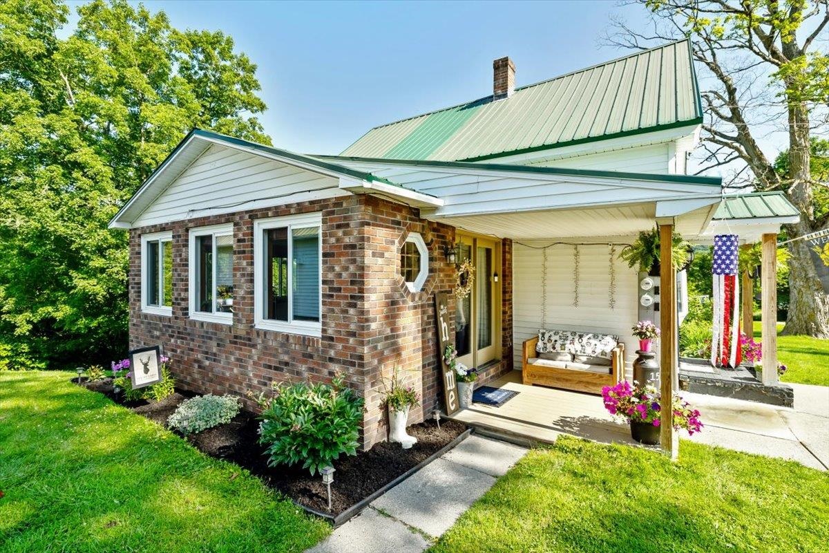 154 Bridge Street Property Photo 11