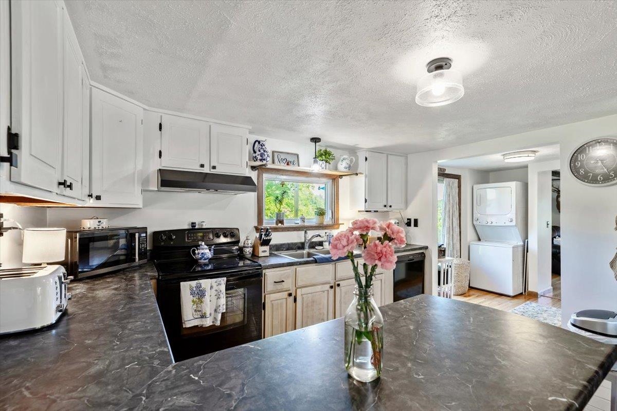 154 Bridge Street Property Photo 27