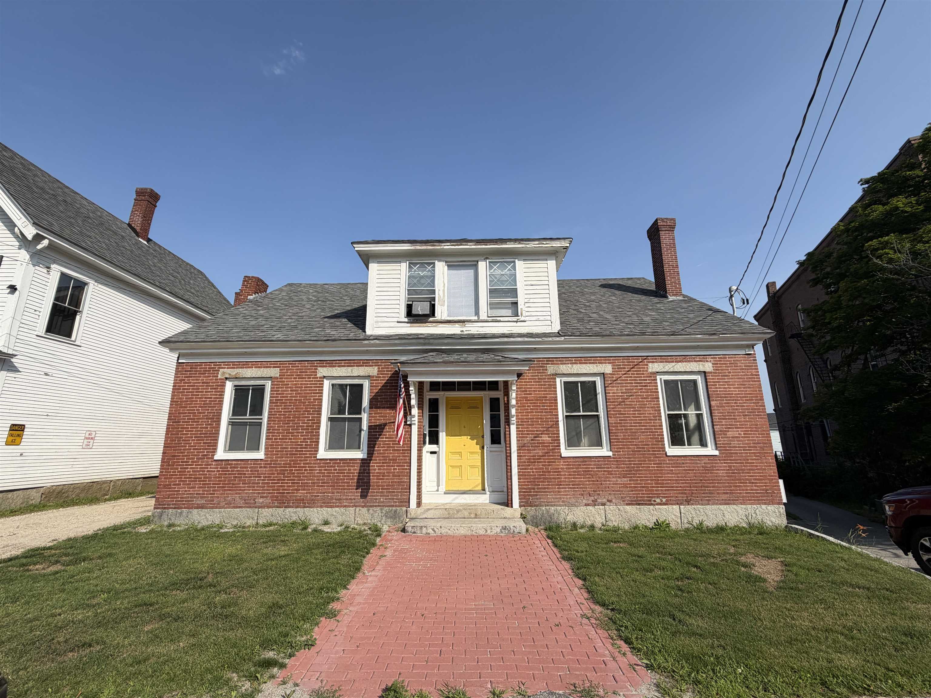 4 Washington Street Property Photo 1