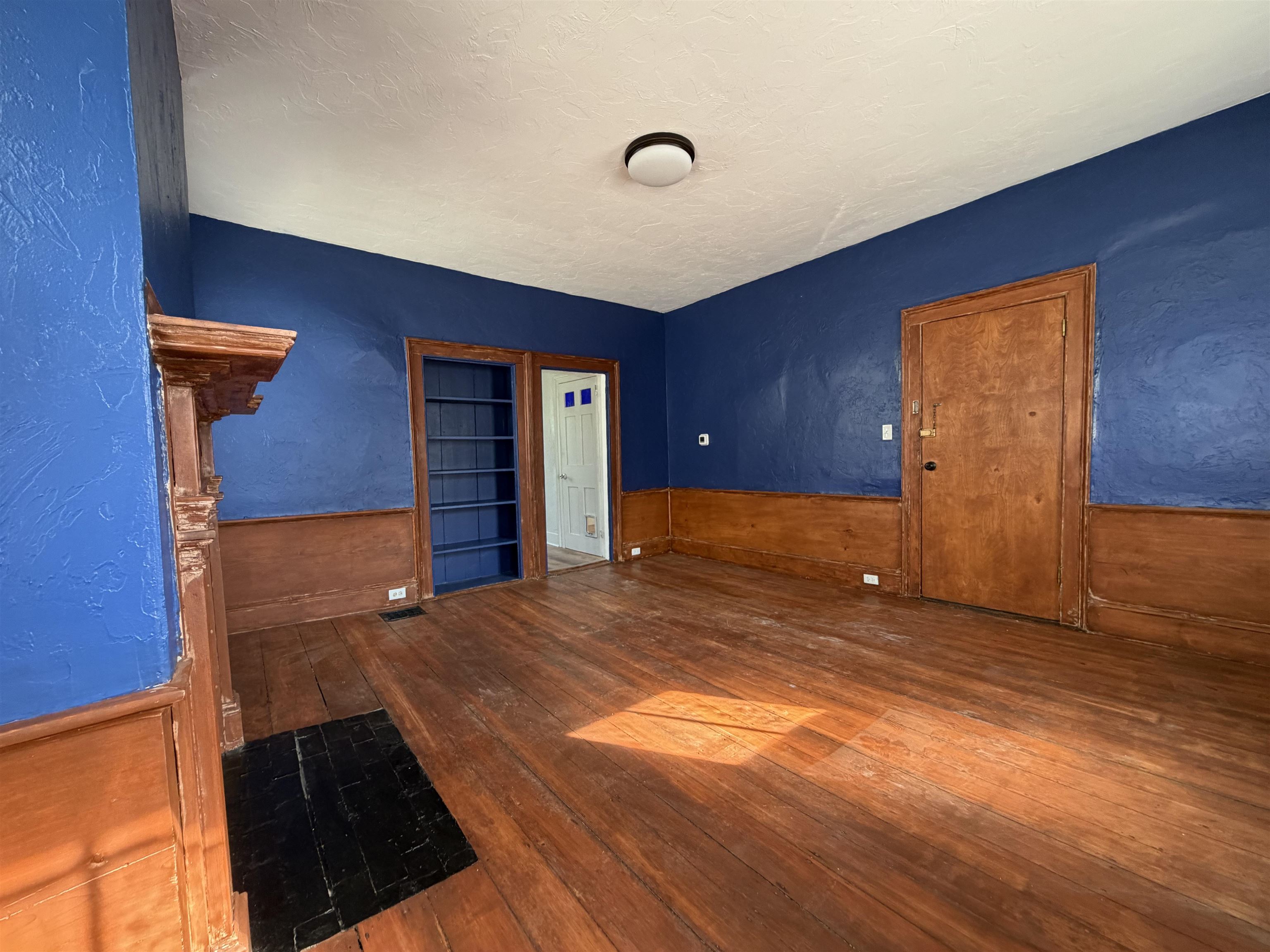 4 Washington Street Property Photo 12