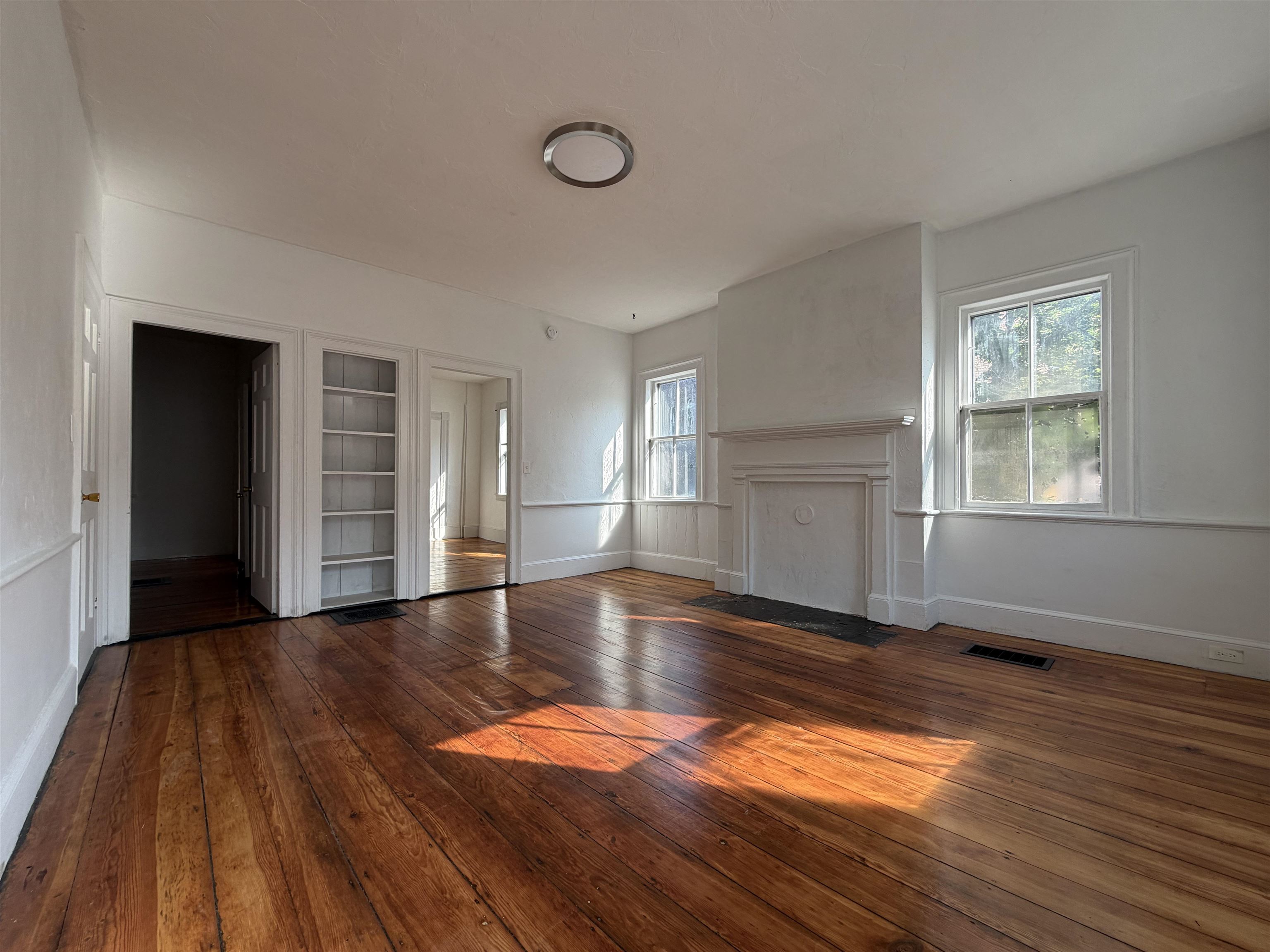 4 Washington Street Property Photo 13