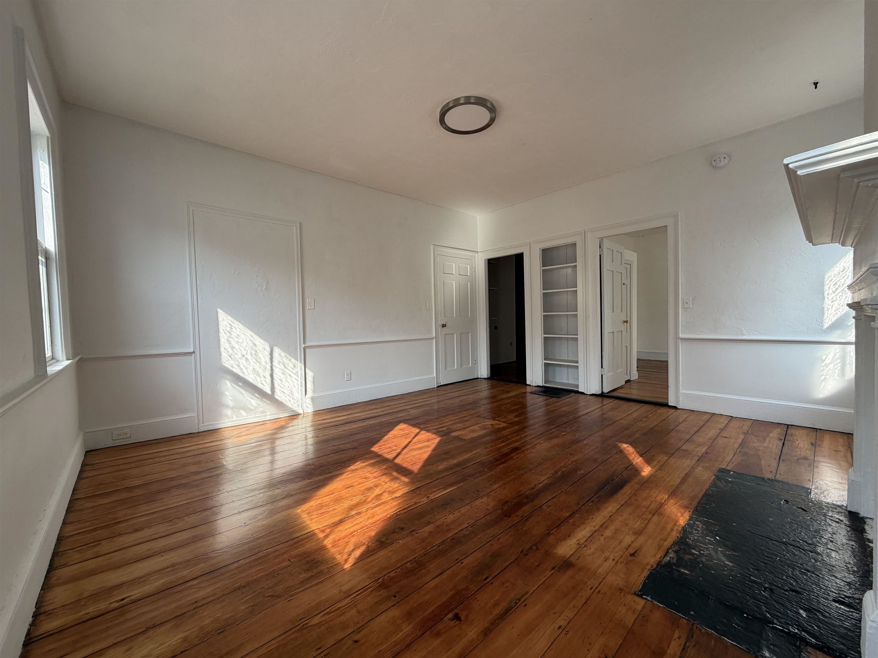 4 Washington Street Property Photo 14