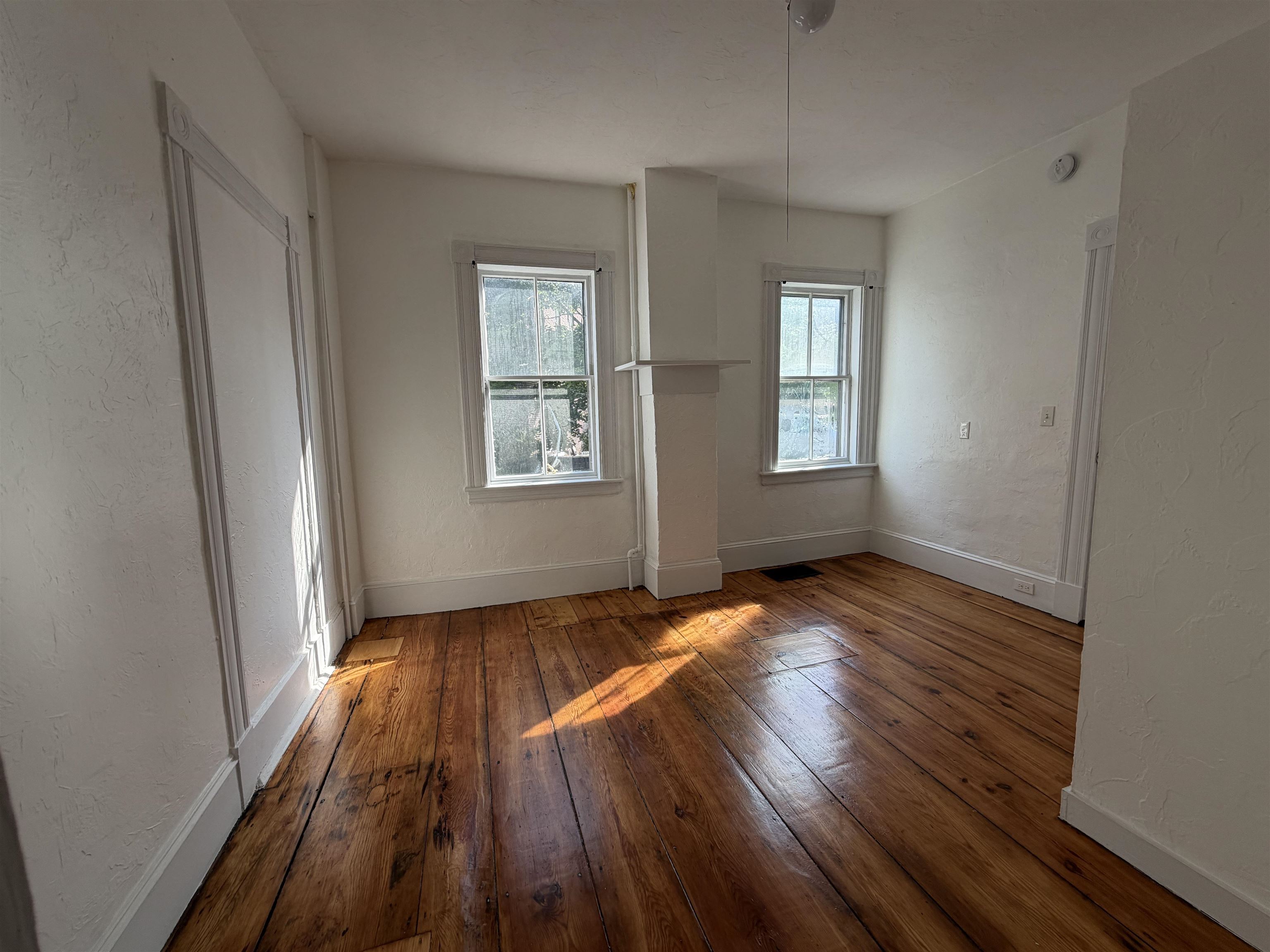 4 Washington Street Property Photo 15
