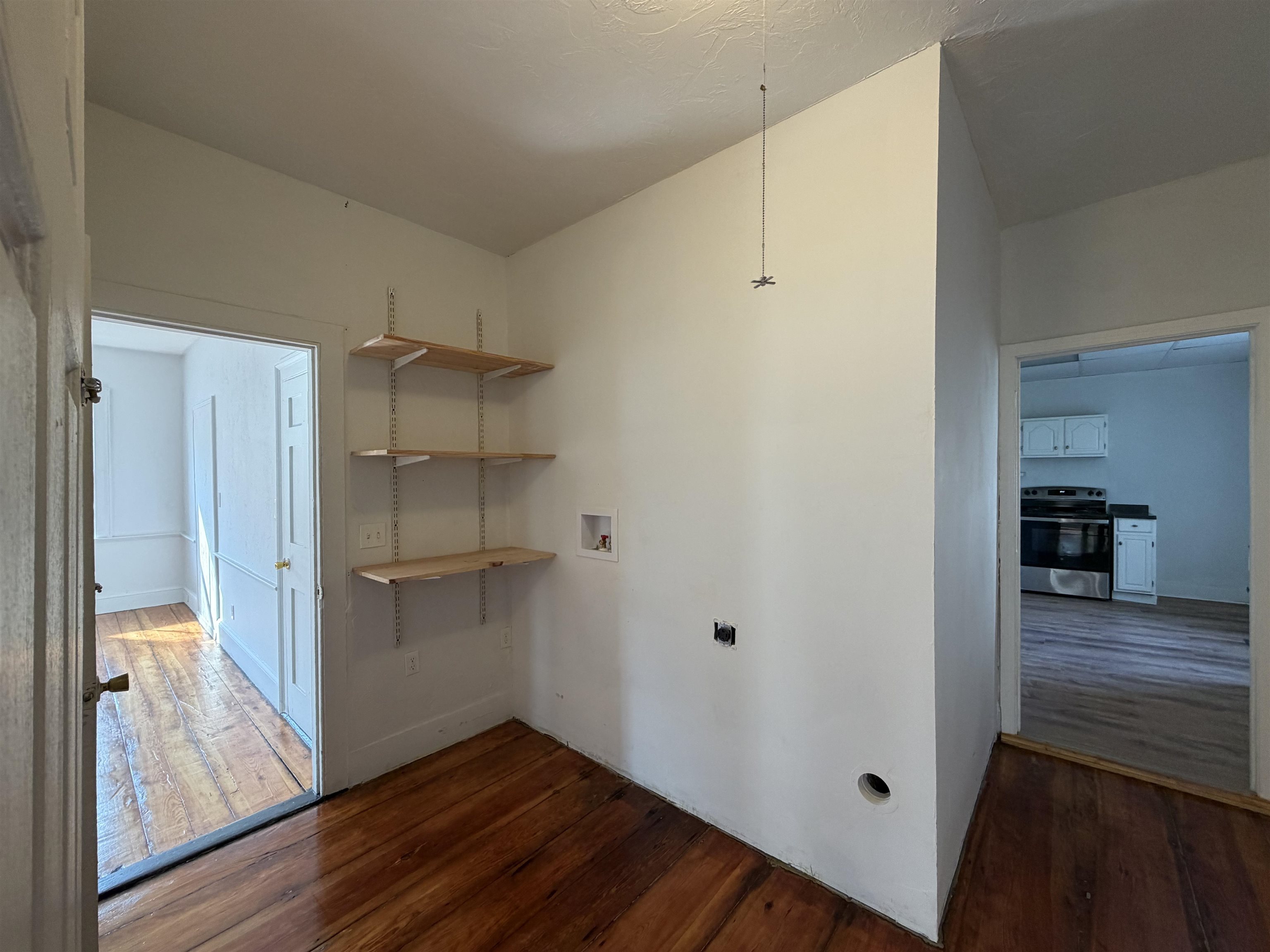 4 Washington Street Property Photo 23