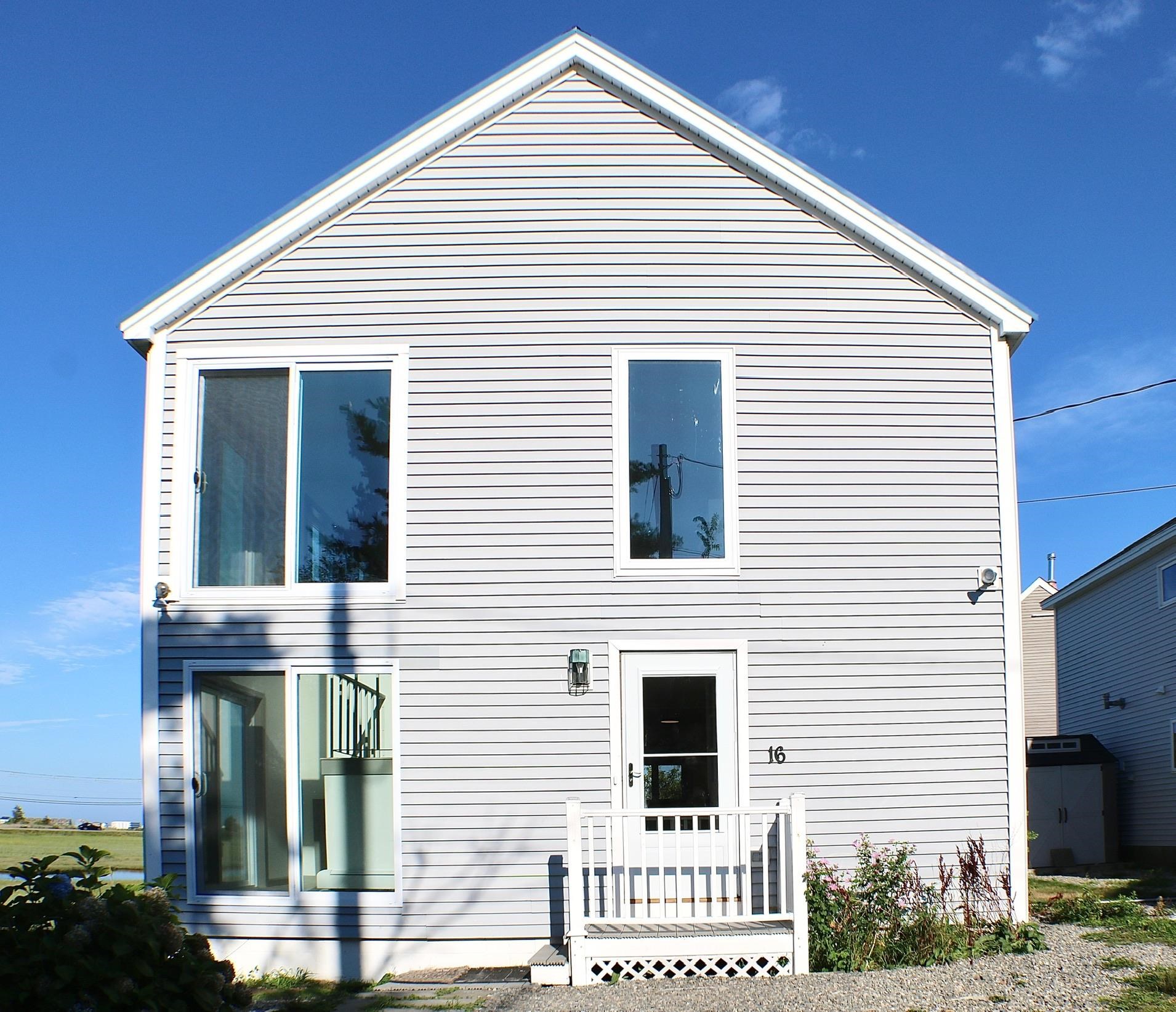 16 Bruce Street Property Photo 1