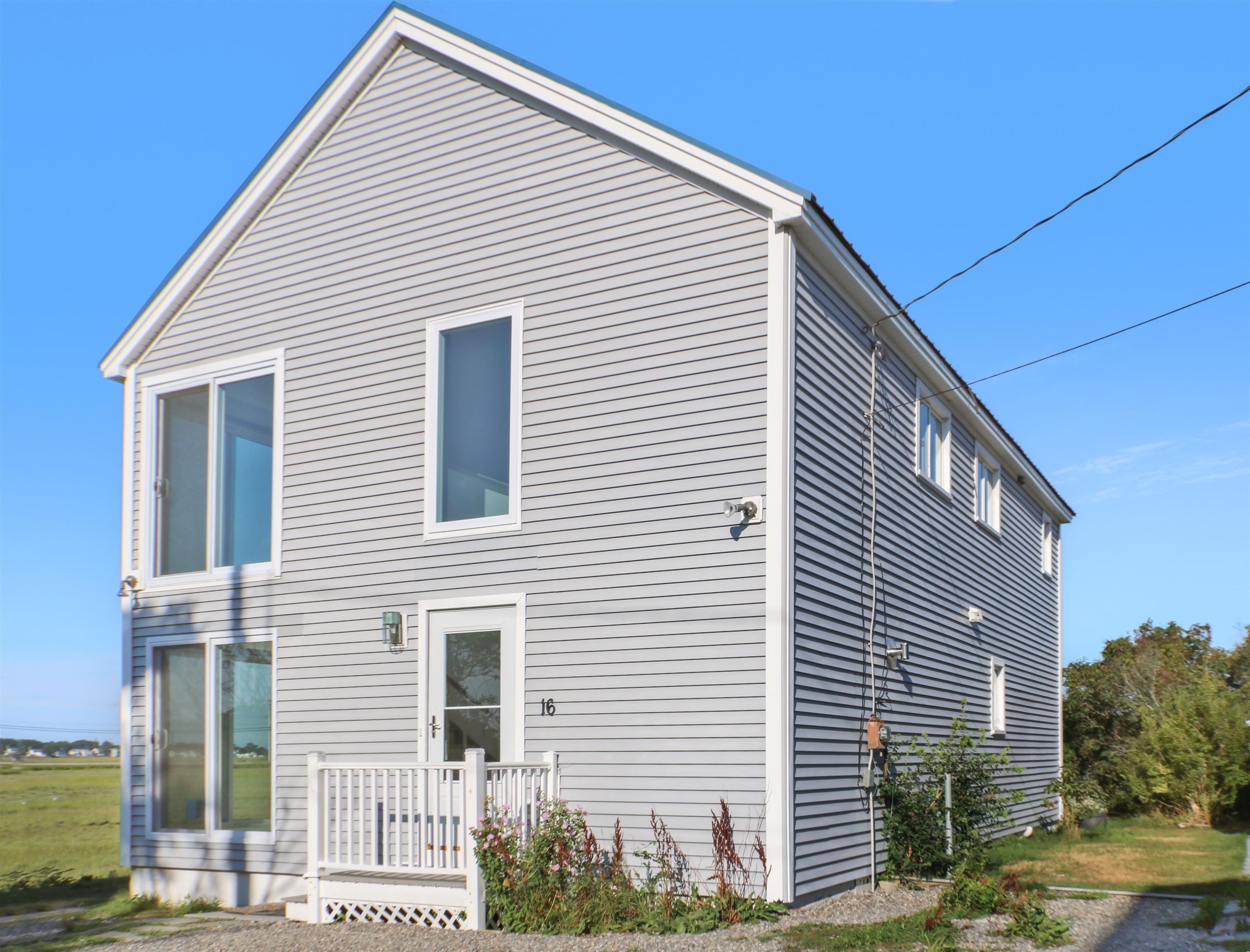 16 Bruce Street Property Photo 2
