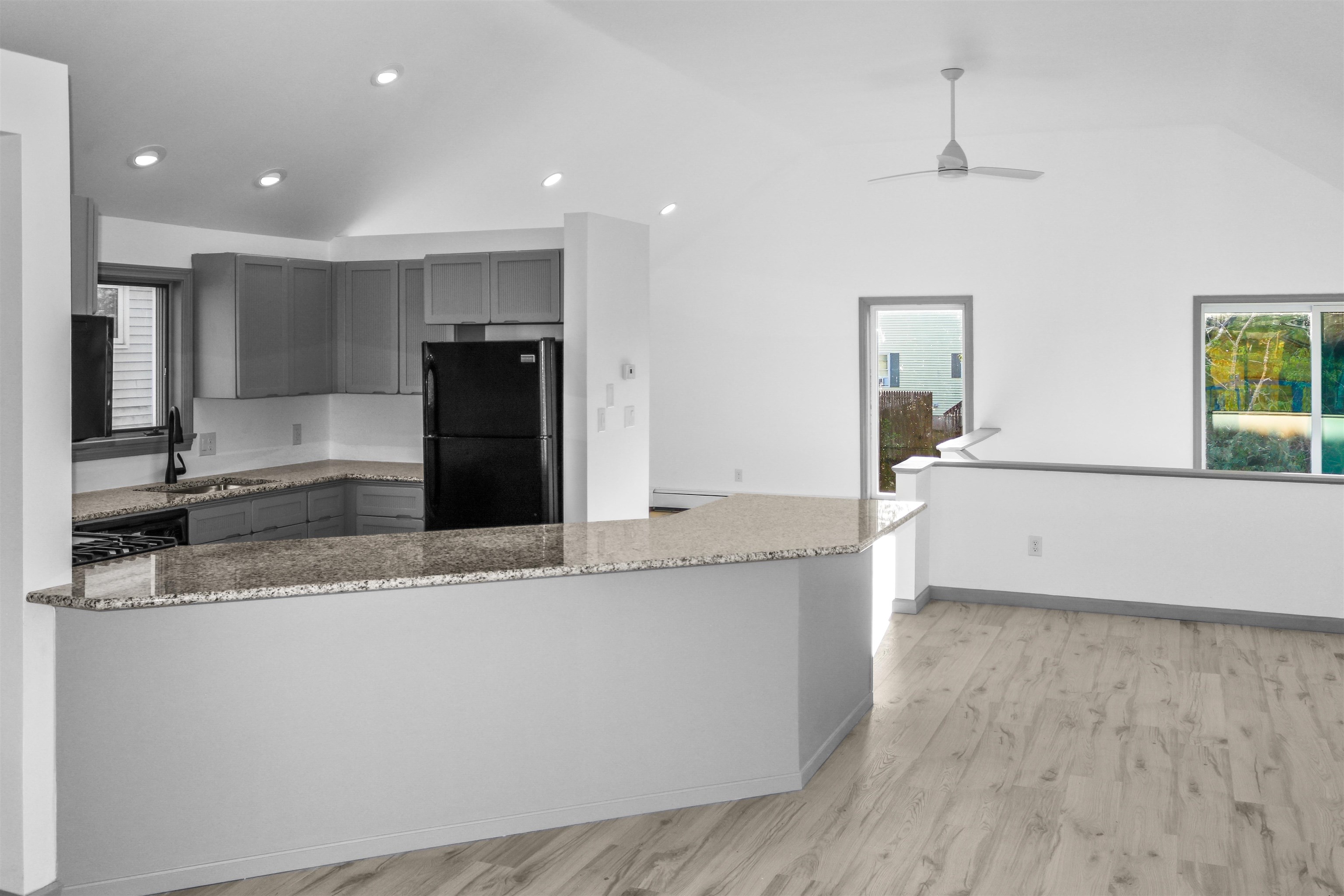 16 Bruce Street Property Photo 21