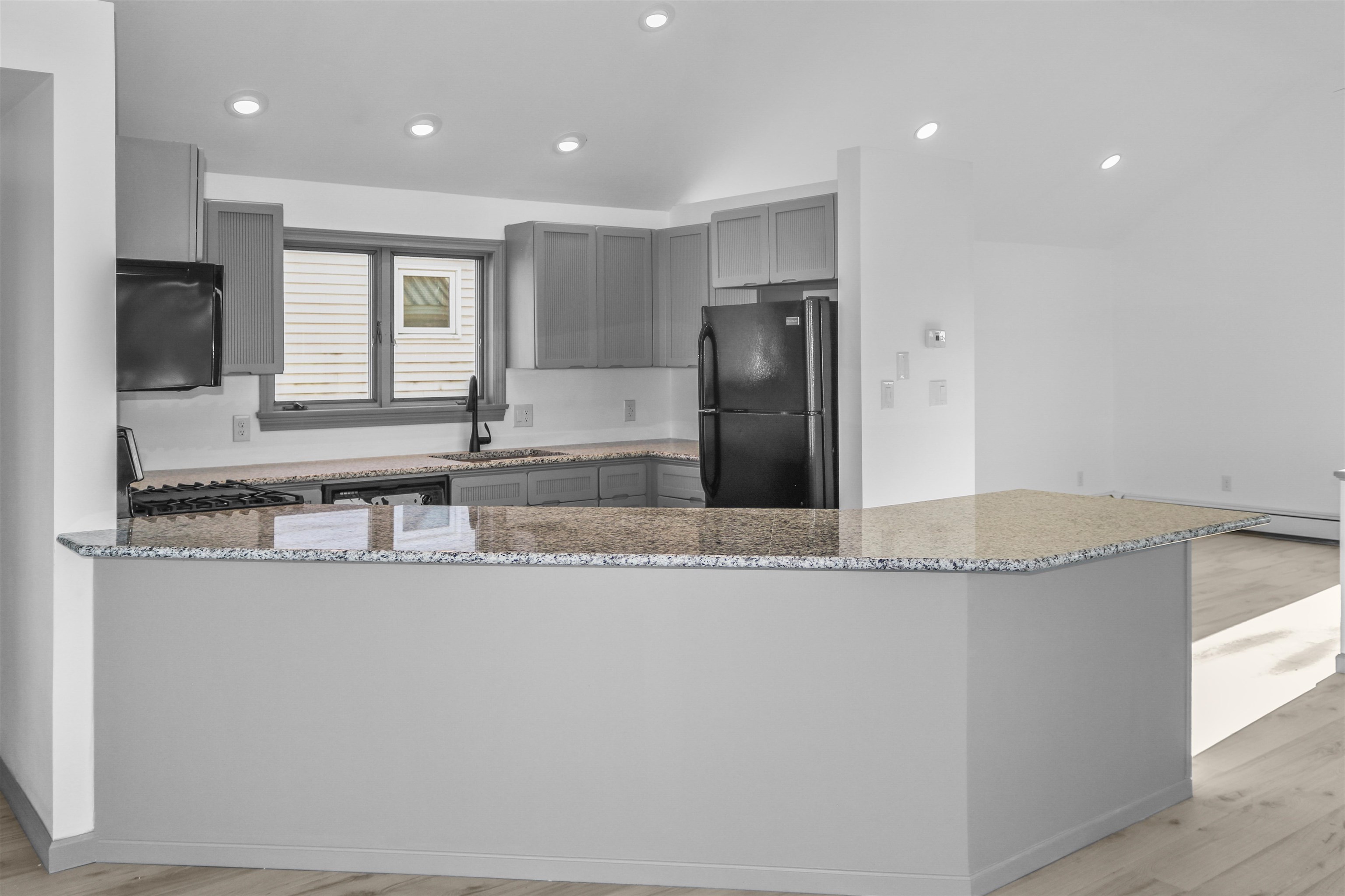 16 Bruce Street Property Photo 22