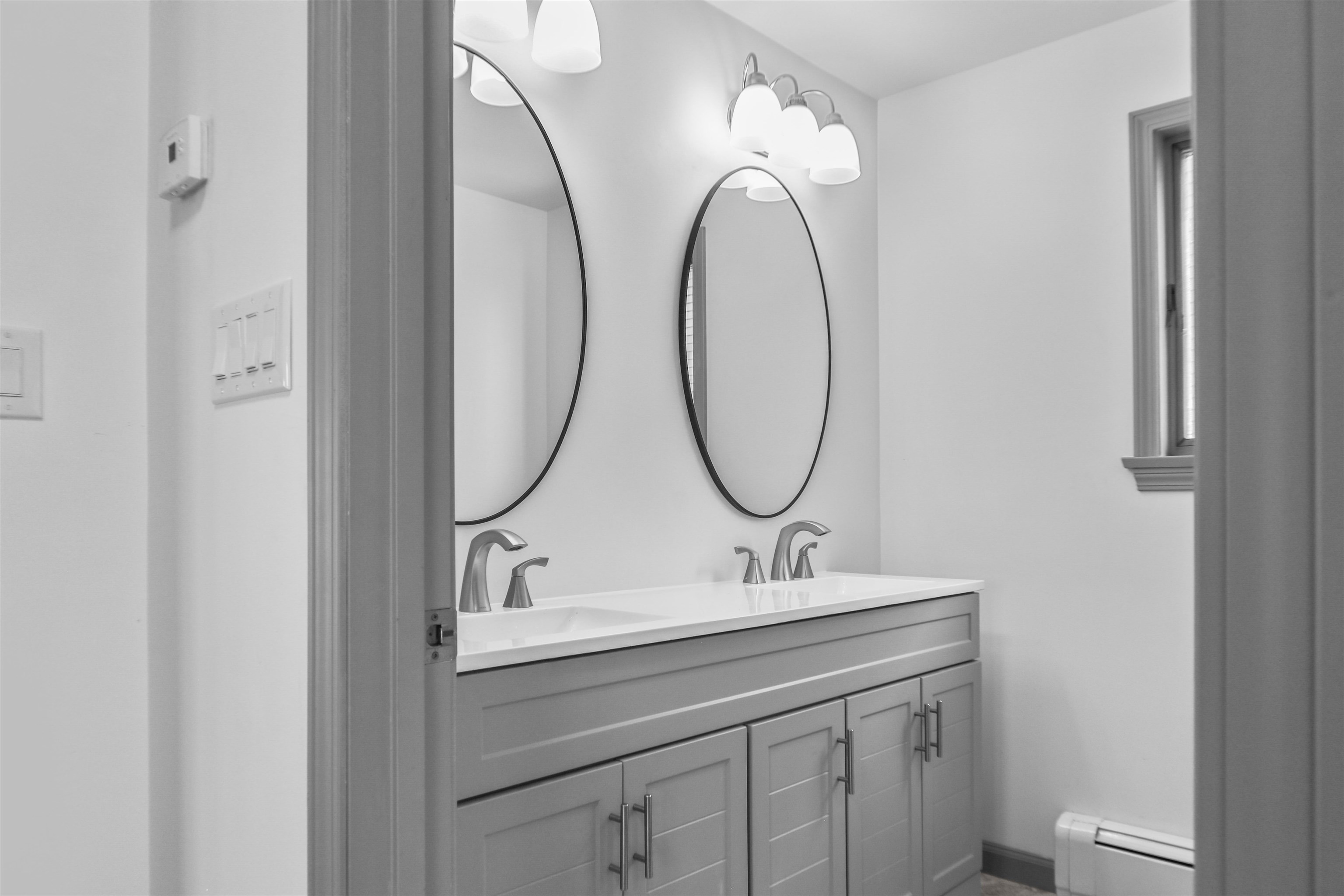 16 Bruce Street Property Photo 40
