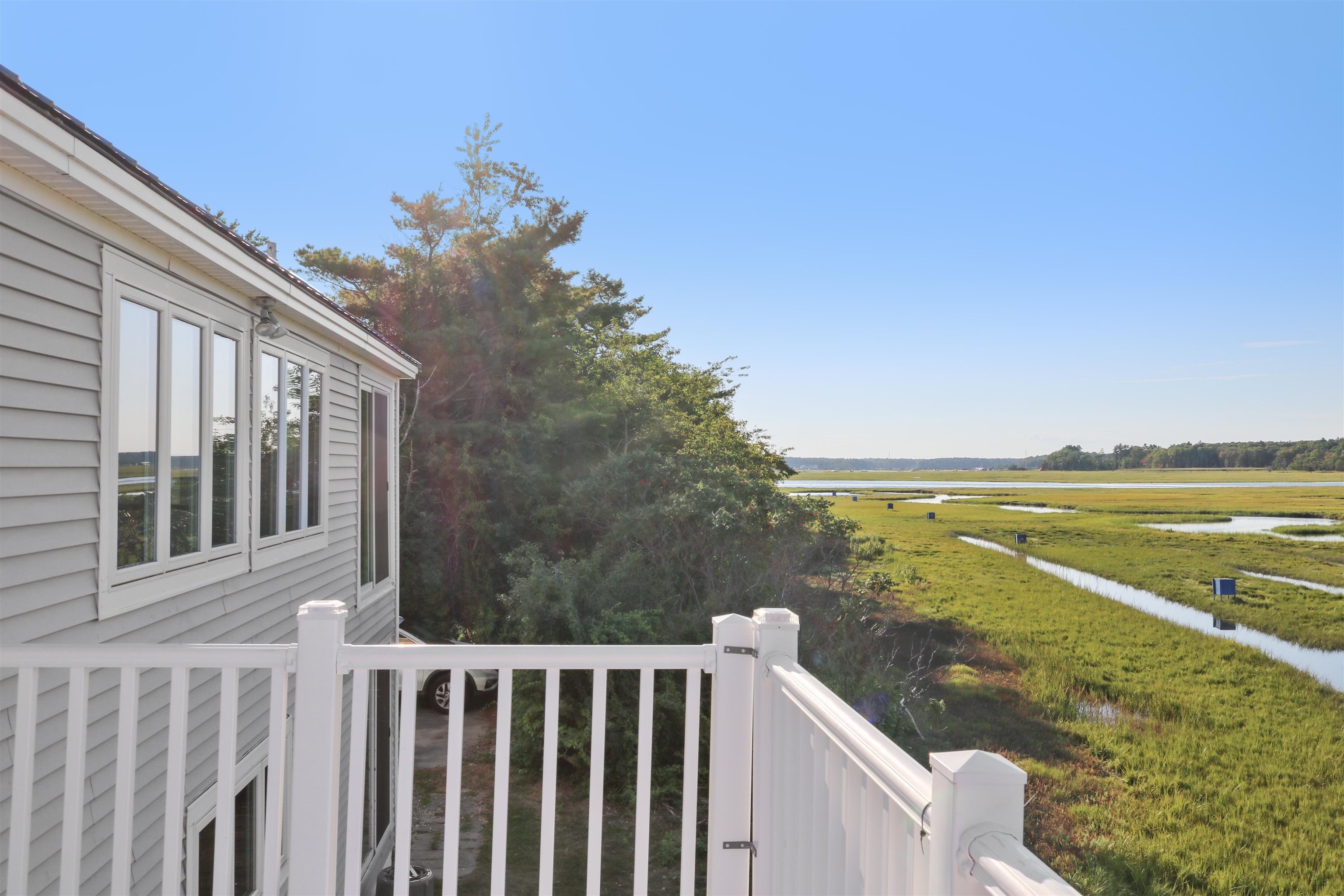 16 Bruce Street Property Photo 45
