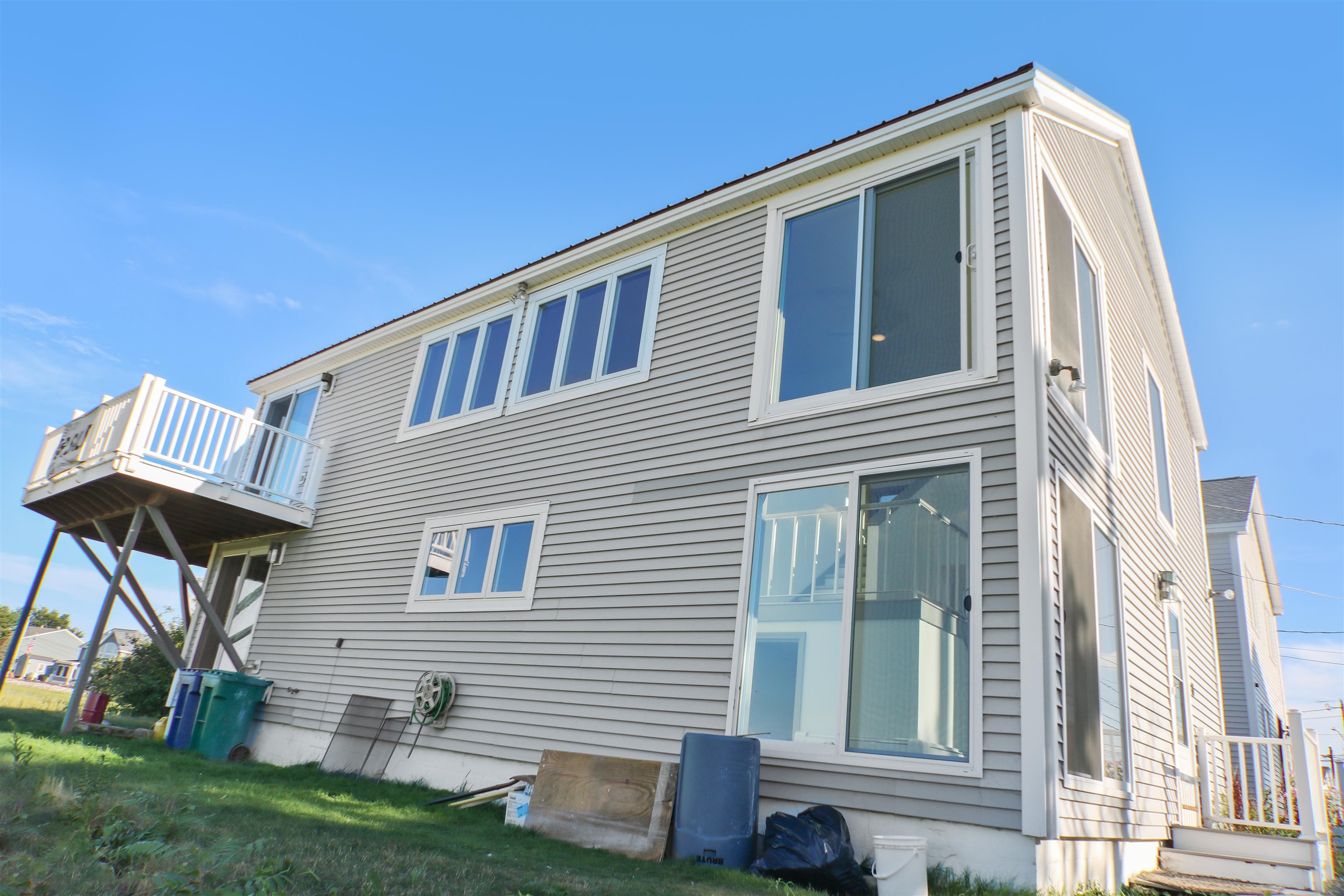 16 Bruce Street Property Photo 48
