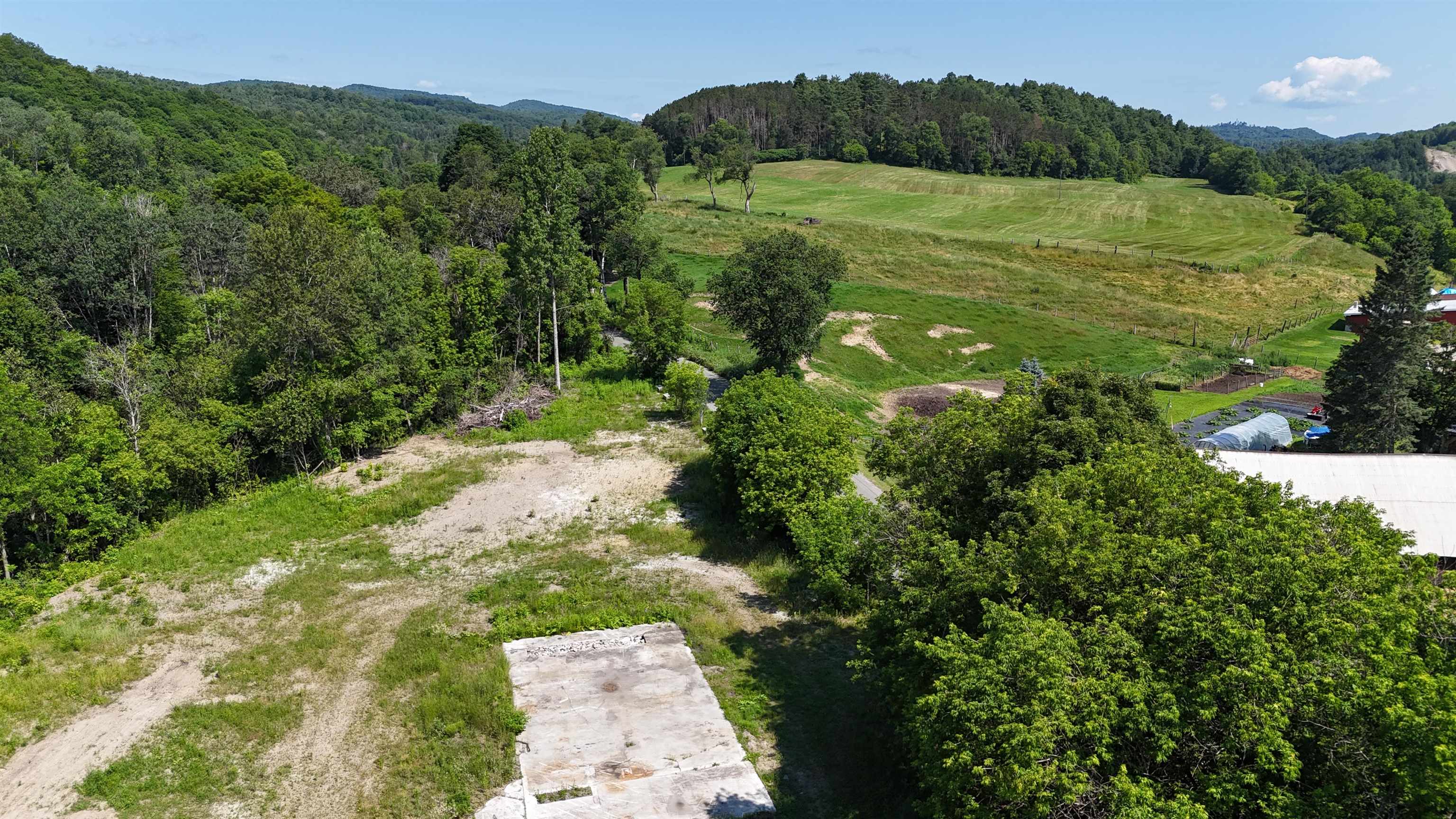 603 Stark District Road Property Photo 14