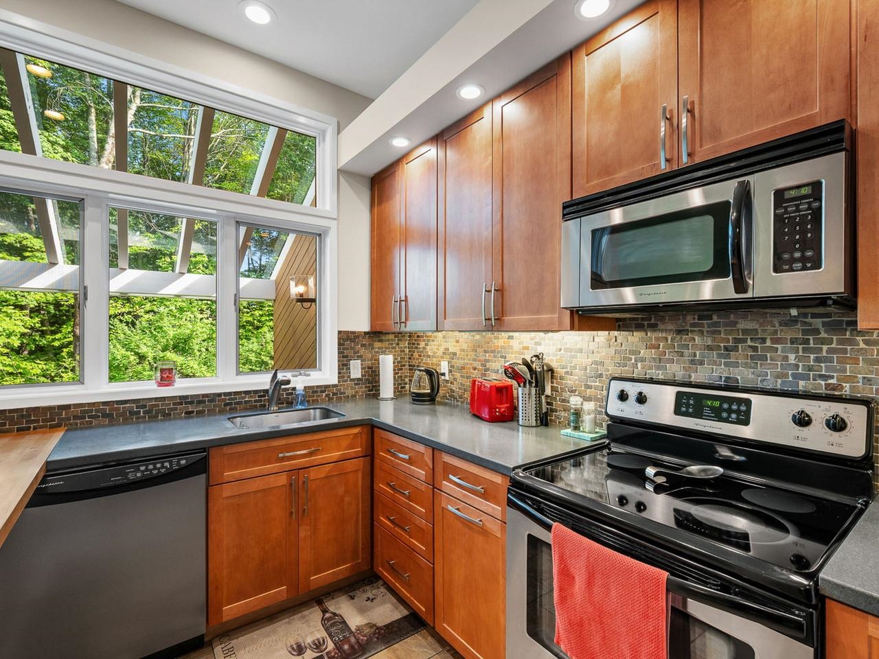 248 Club Sugarbush Extension Property Photo 6