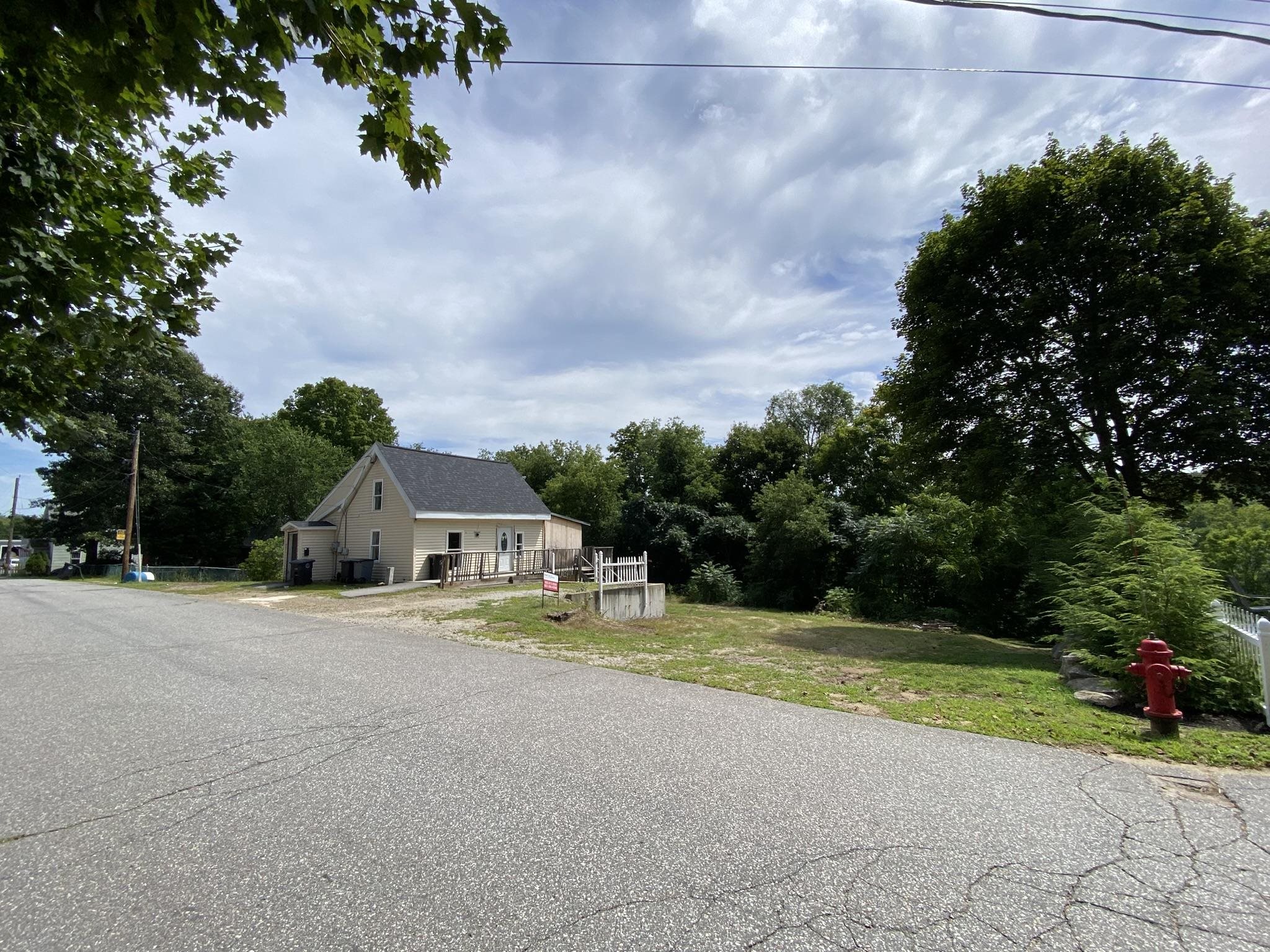 91 Munroe Street Property Photo 2